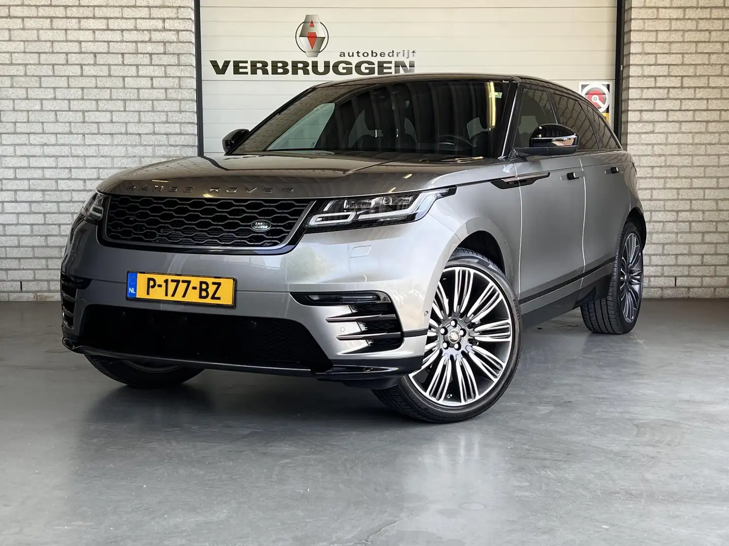 Land Rover Range Rover Velar 2.0 P250 Turbo AWD R-Dynamic SE | Meridian| 22" LM Beige - 1