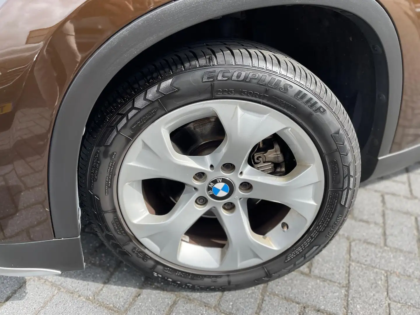 BMW X1 SDrive20i Business | Automaat | Panorama | Navi | Bruin - 2