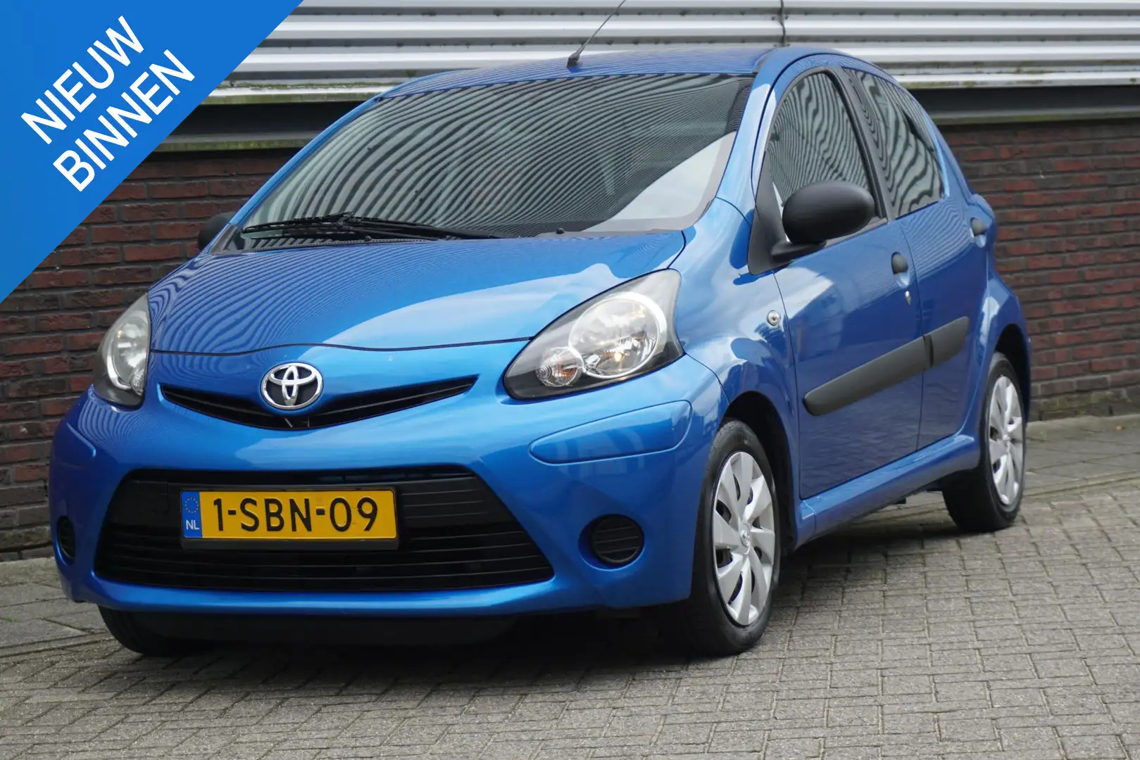 Toyota Aygo 1.0 VVT-i Now/Airco/Nieuwe APK/Goed onderhouden Bleu - 1
