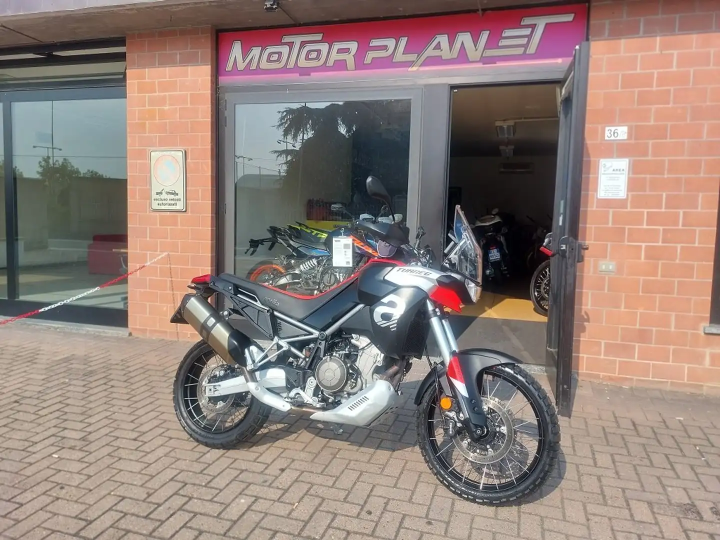 Aprilia Tuareg 660 Rosso - 2