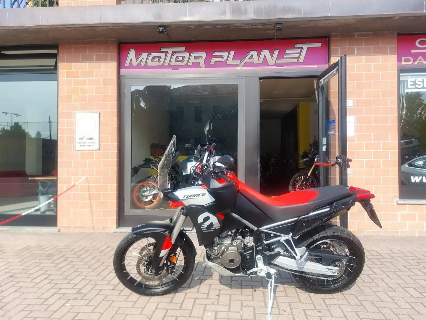 Aprilia Tuareg 660 Rosso - 1