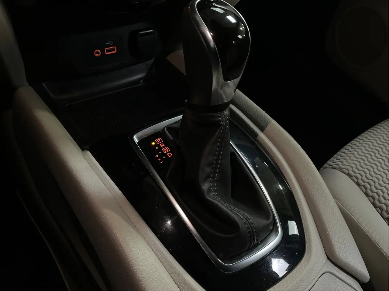 Nissan Qashqai снимка Nissan Qashqai