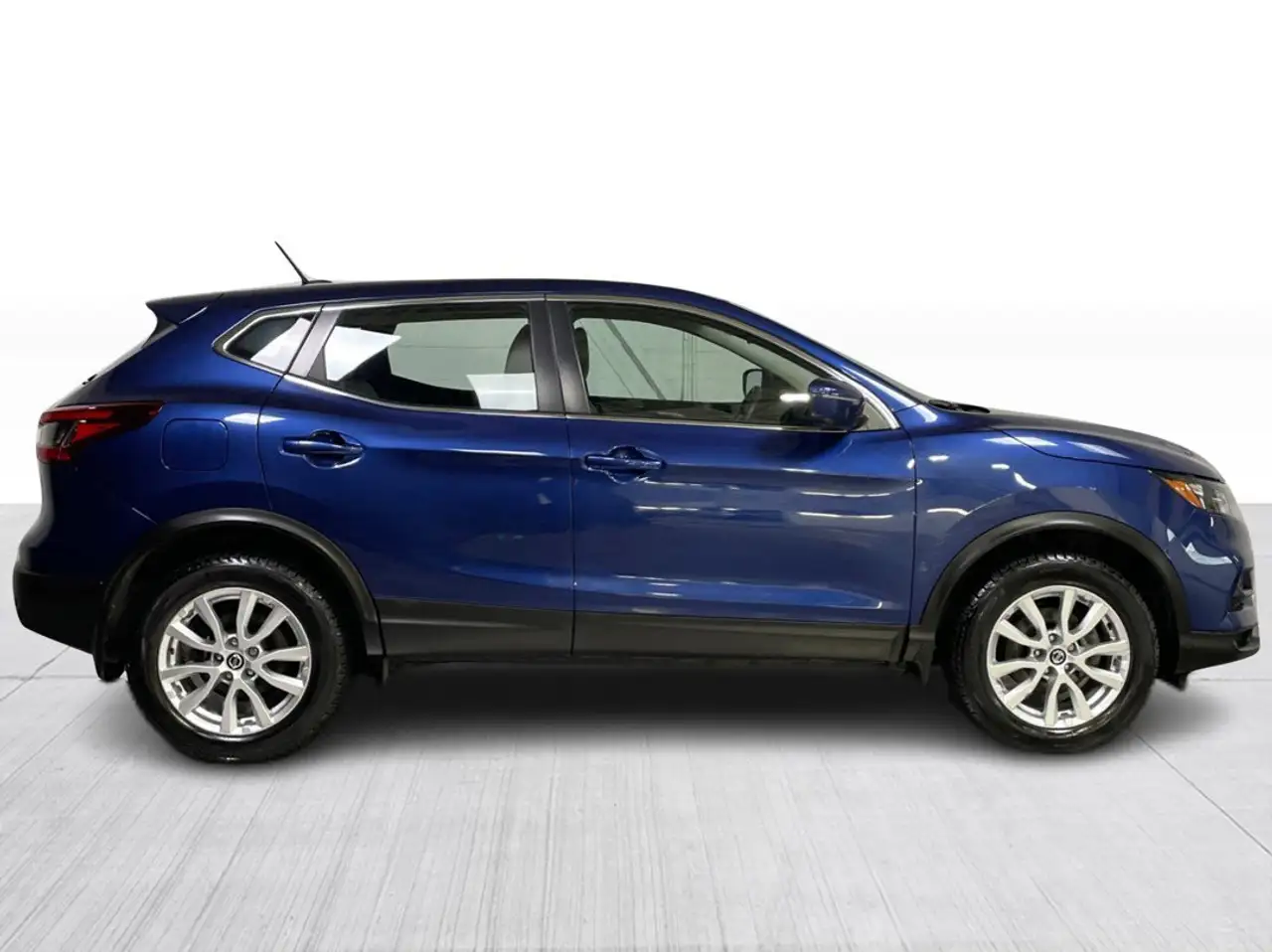 Nissan Qashqai снимка Nissan Qashqai