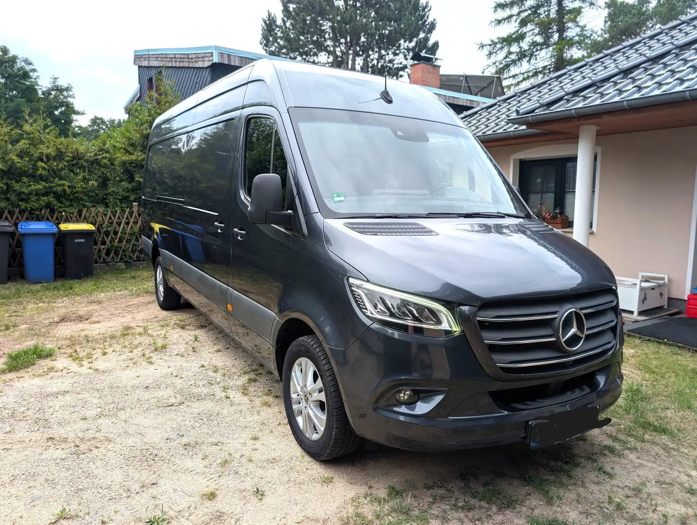 Mercedes-Benz Sprinter 319 CDI Sprinter Lang HA 7G-TRONIC Plus Szary - 1
