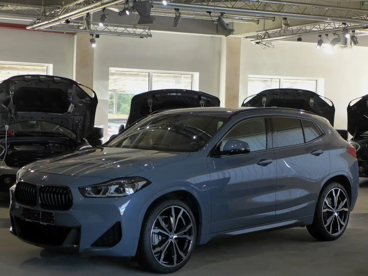 BMW X2 20d xDr MSport AHK,HUD,Kamera,H&K NP: 68.859 Grau - 2
