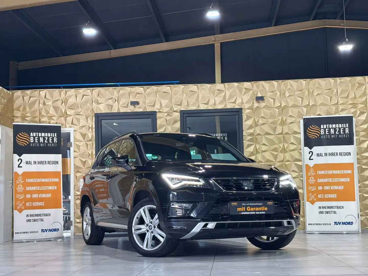 SEAT Ateca FR'/LED/NAVI/KAMERA/ALCANTARA/ASSIST Schwarz - 1