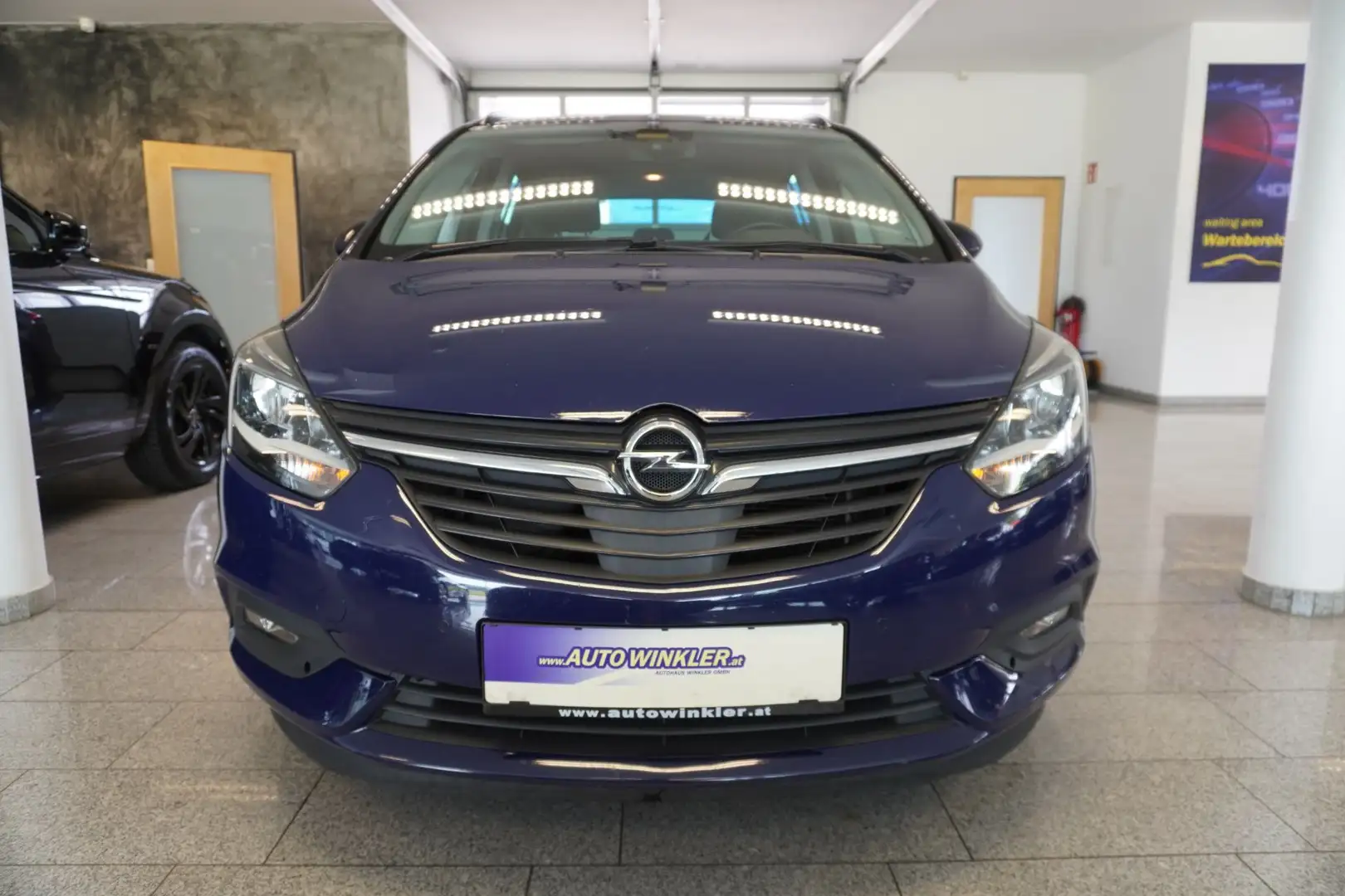 Opel Zafira 1,6 CDTI BlueInjection Österreich Edition Niebieski - 2