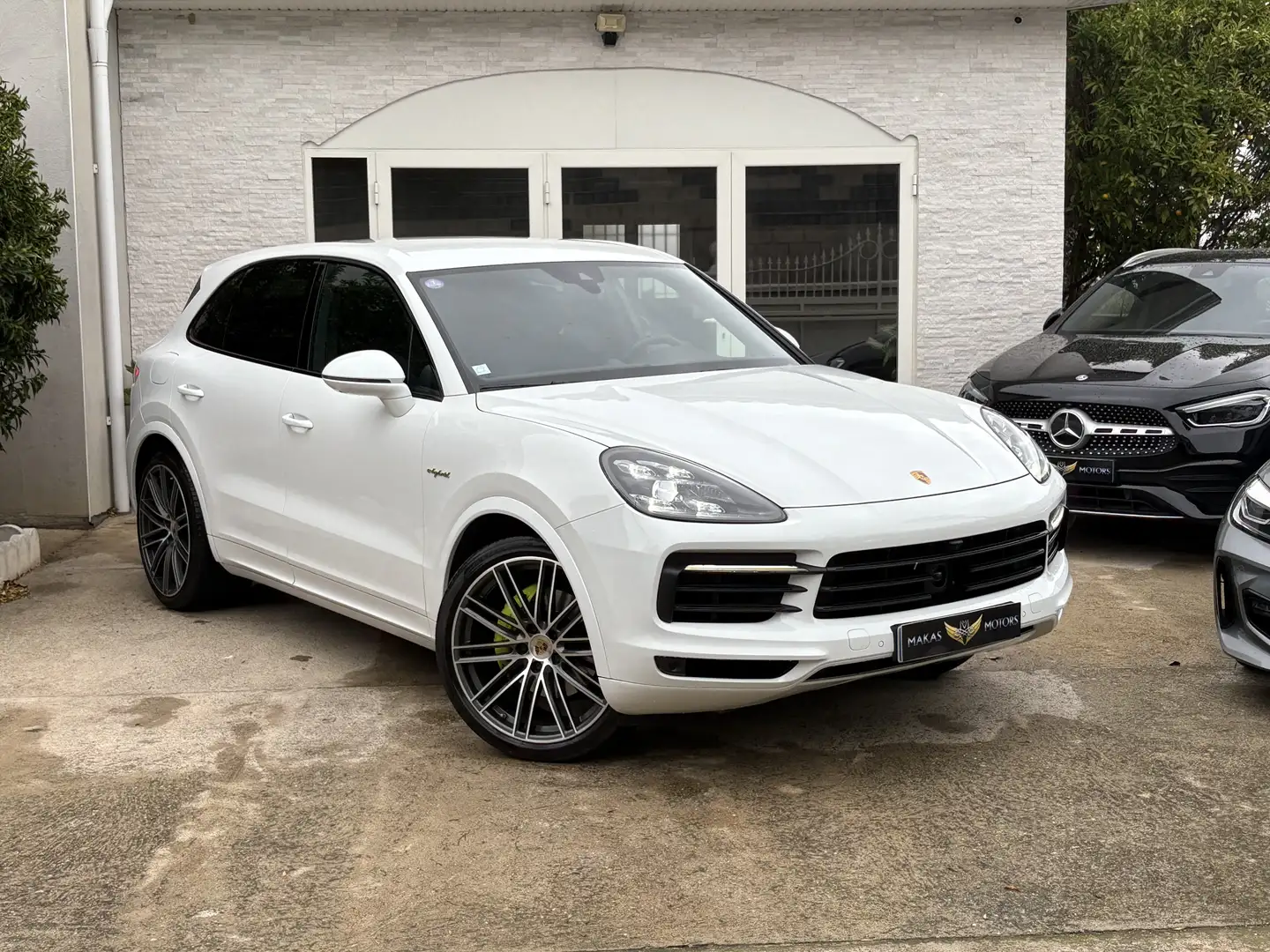 Porsche Cayenne E-Hybrid 3.0 V6 462 ch Tiptronic BVA - 1