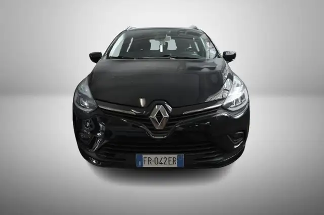 Renault Clio view 4
