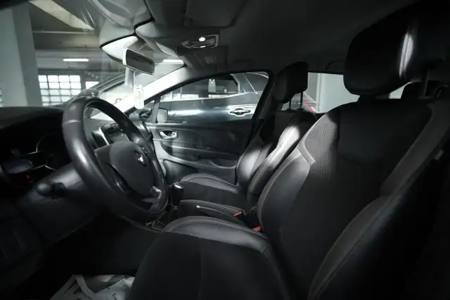 Renault Clio view 8