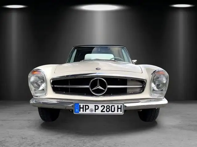 Mercedes-Benz 280 SL view 5