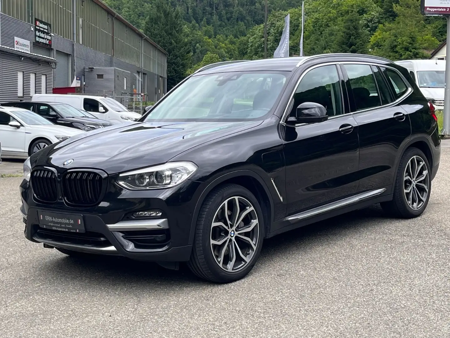 BMW X3 xDr. 30e Luxury /HUD/360°/DIGITAL TACHO*8xALU Schwarz - 1