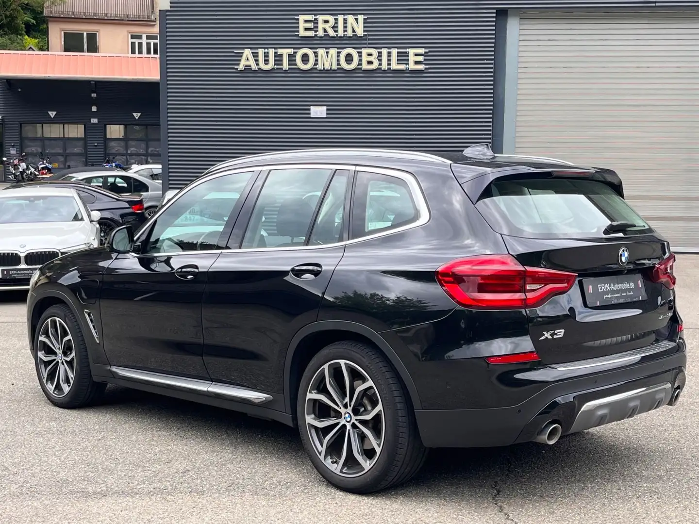 BMW X3 xDr. 30e Luxury /HUD/360°/DIGITAL TACHO*8xALU Noir - 1