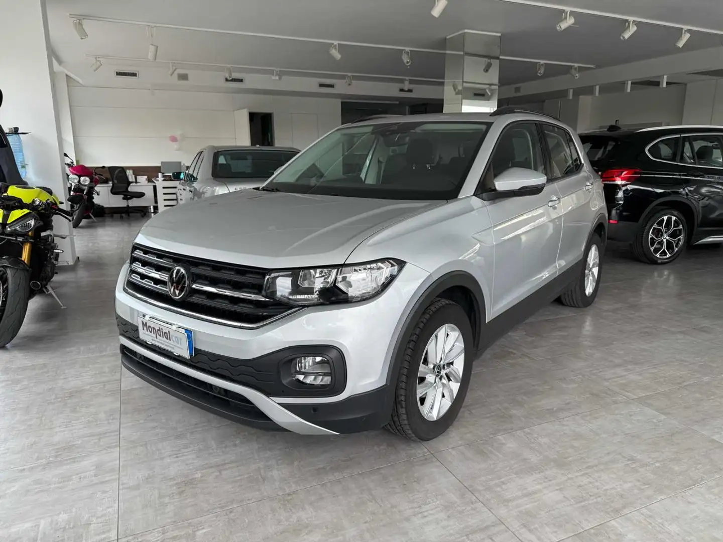 Volkswagen T-Cross 1.0 TSI Style Argent - 1