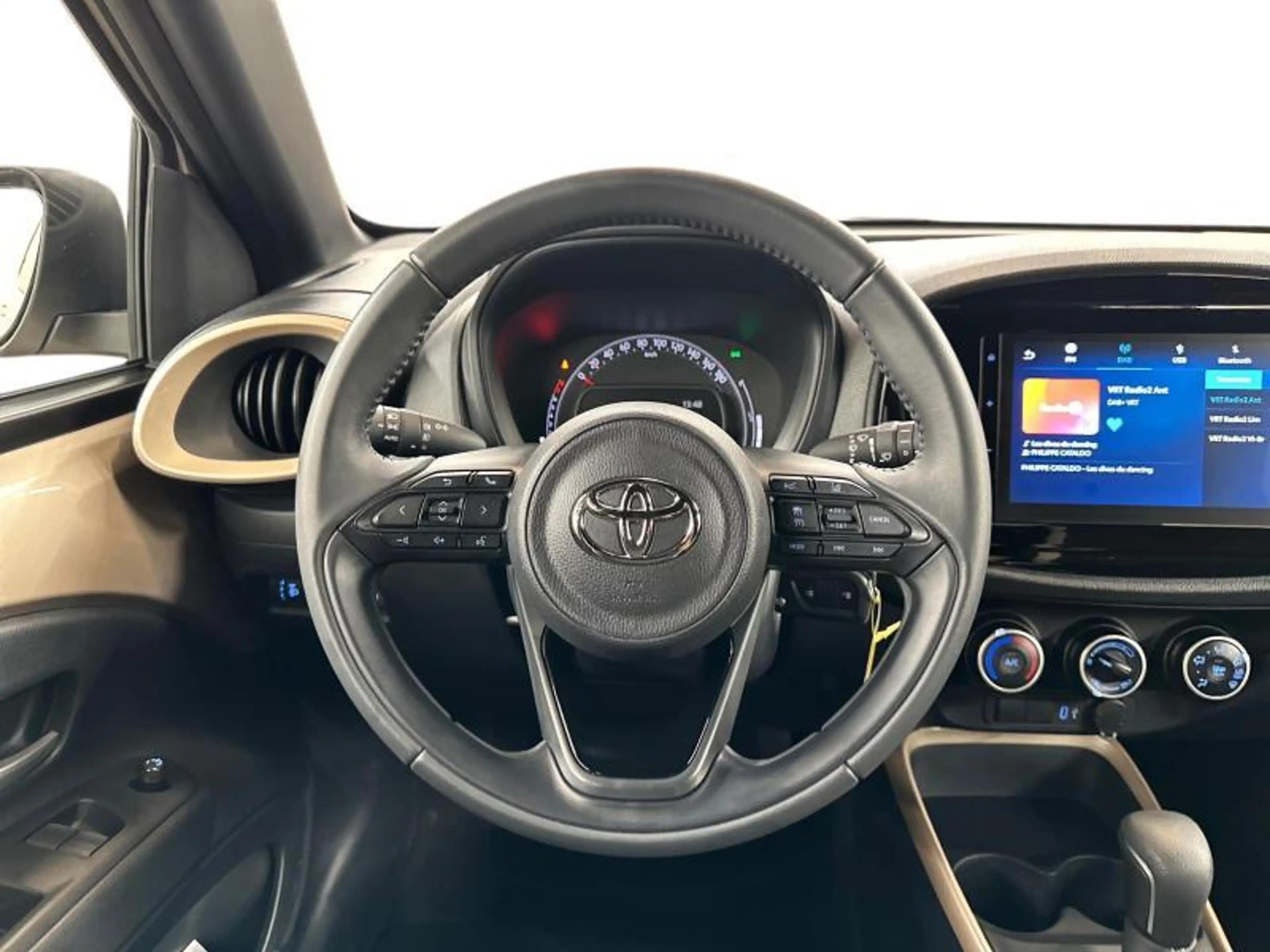 Toyota Aygo X pulse Automatique — photo 10
