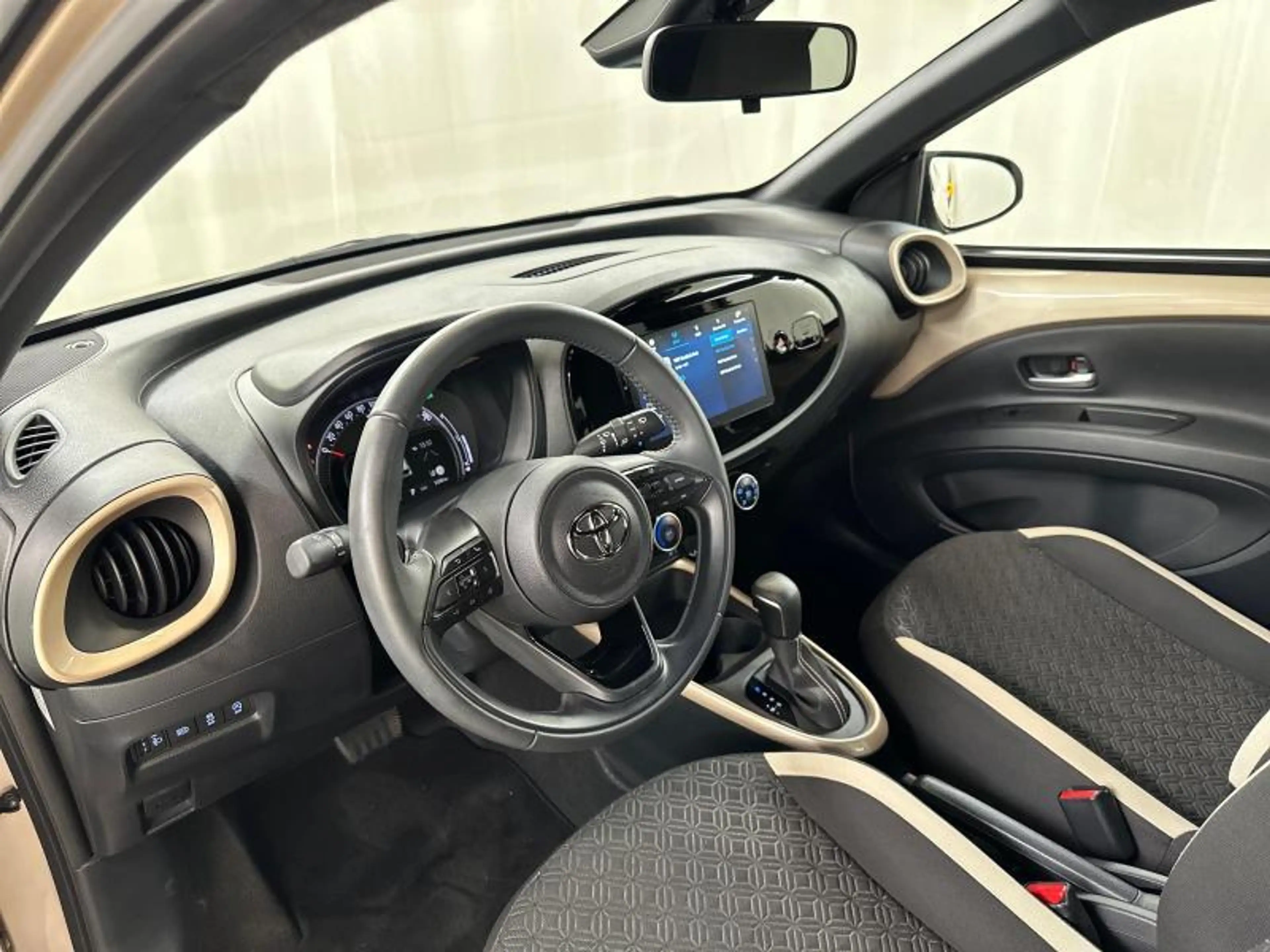 Toyota Aygo X pulse Automatique — photo 20