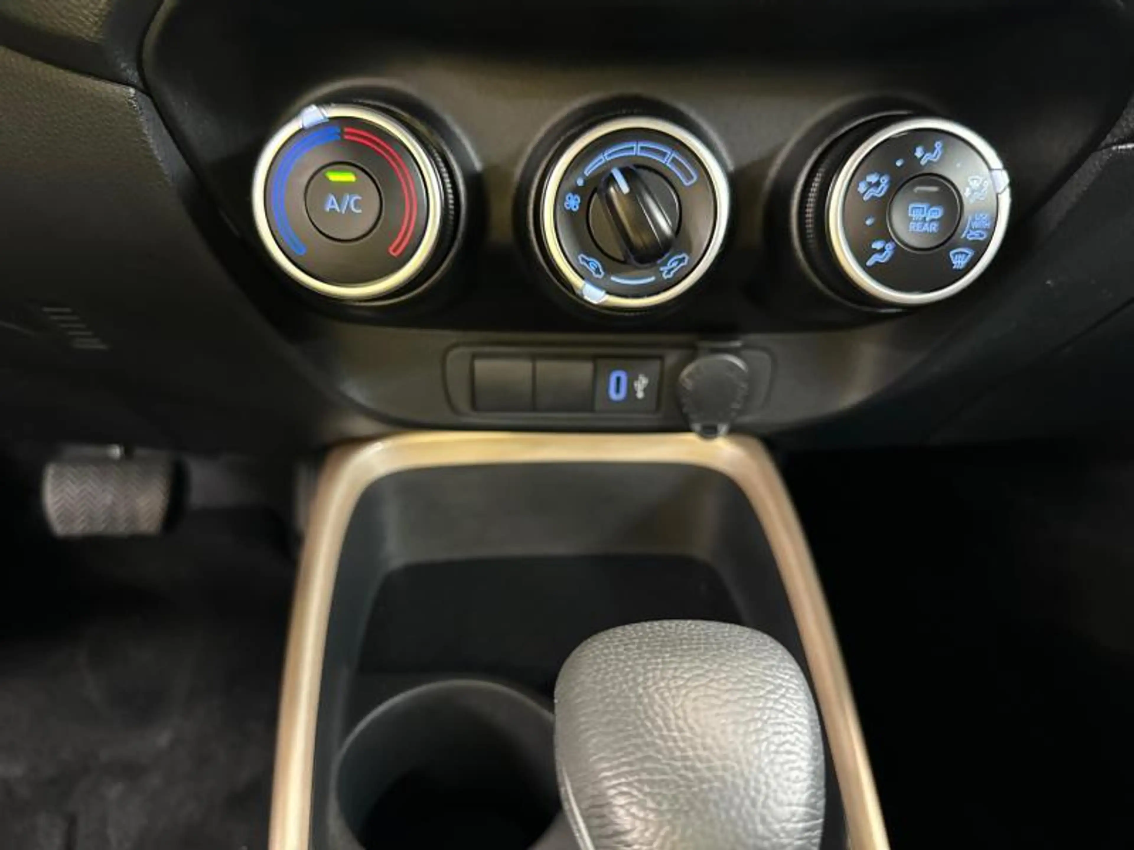 Toyota Aygo X pulse Automatique — photo 22