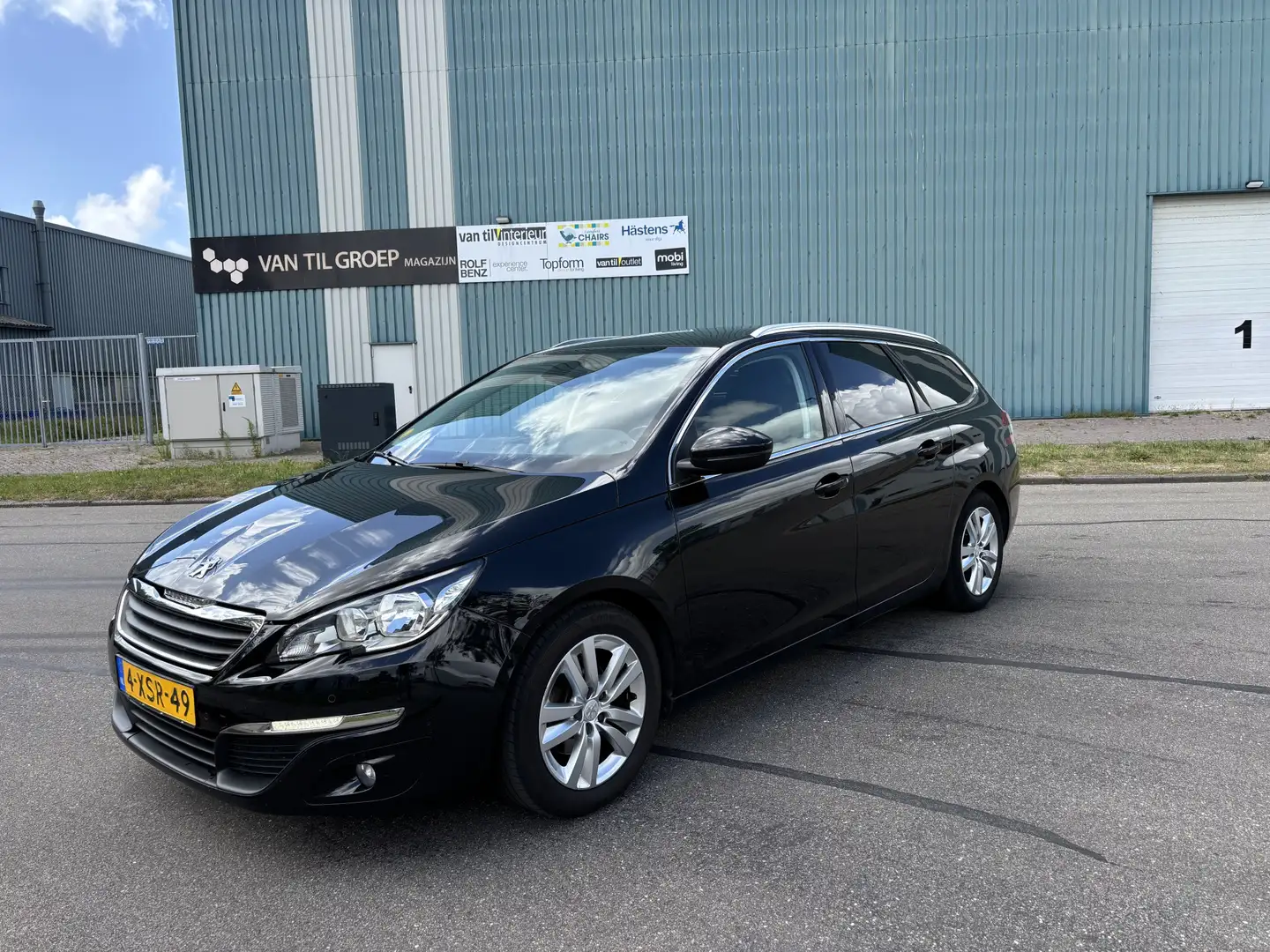 Peugeot 308 SW 1.6 BlueHDI Blue Lease Executive 6-Bak 120 PK. Zwart - 1