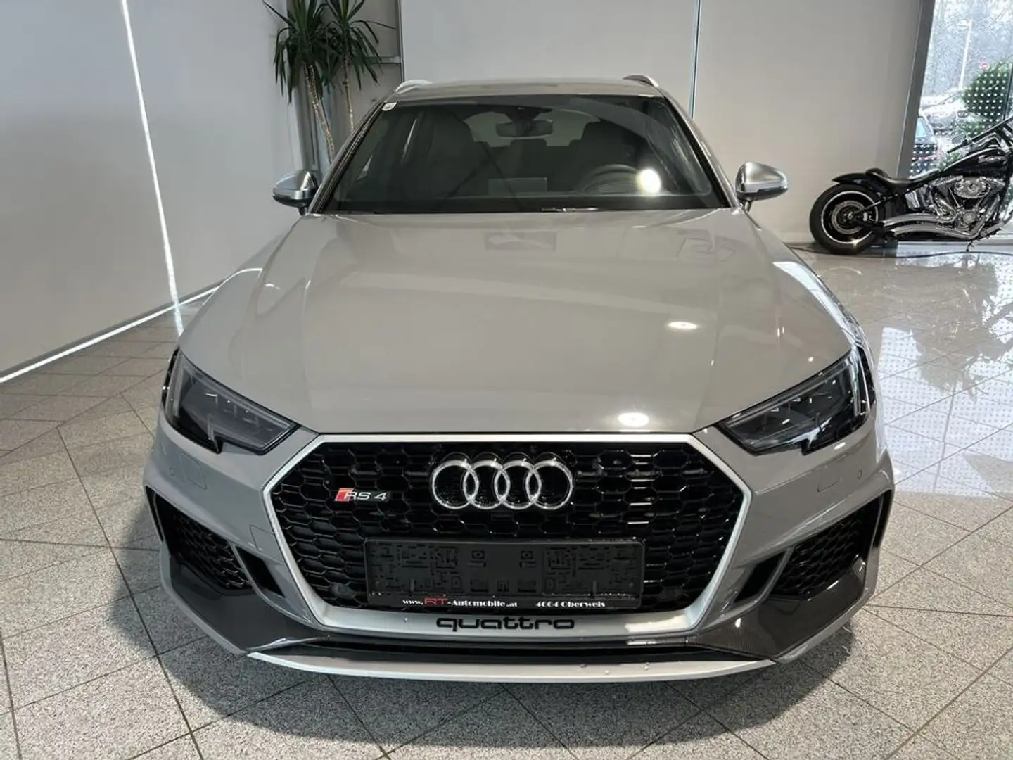 Audi RS4 2.9 TFSI quattro Gris - 2