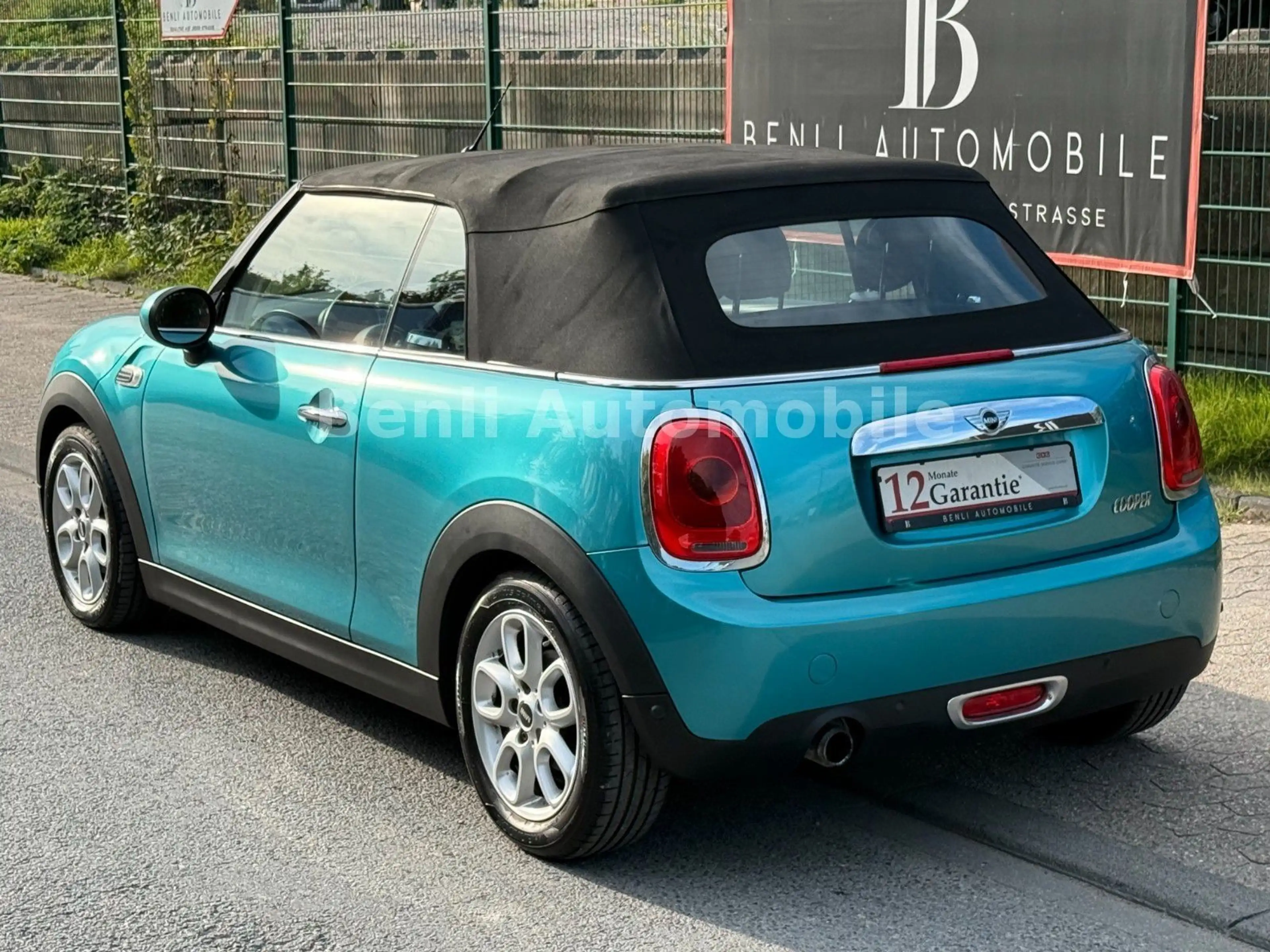 MINI Cooper Cabrio /LEDER/NAVI/LED/SHZ/SCHECKHFT/MULTI — photo 6