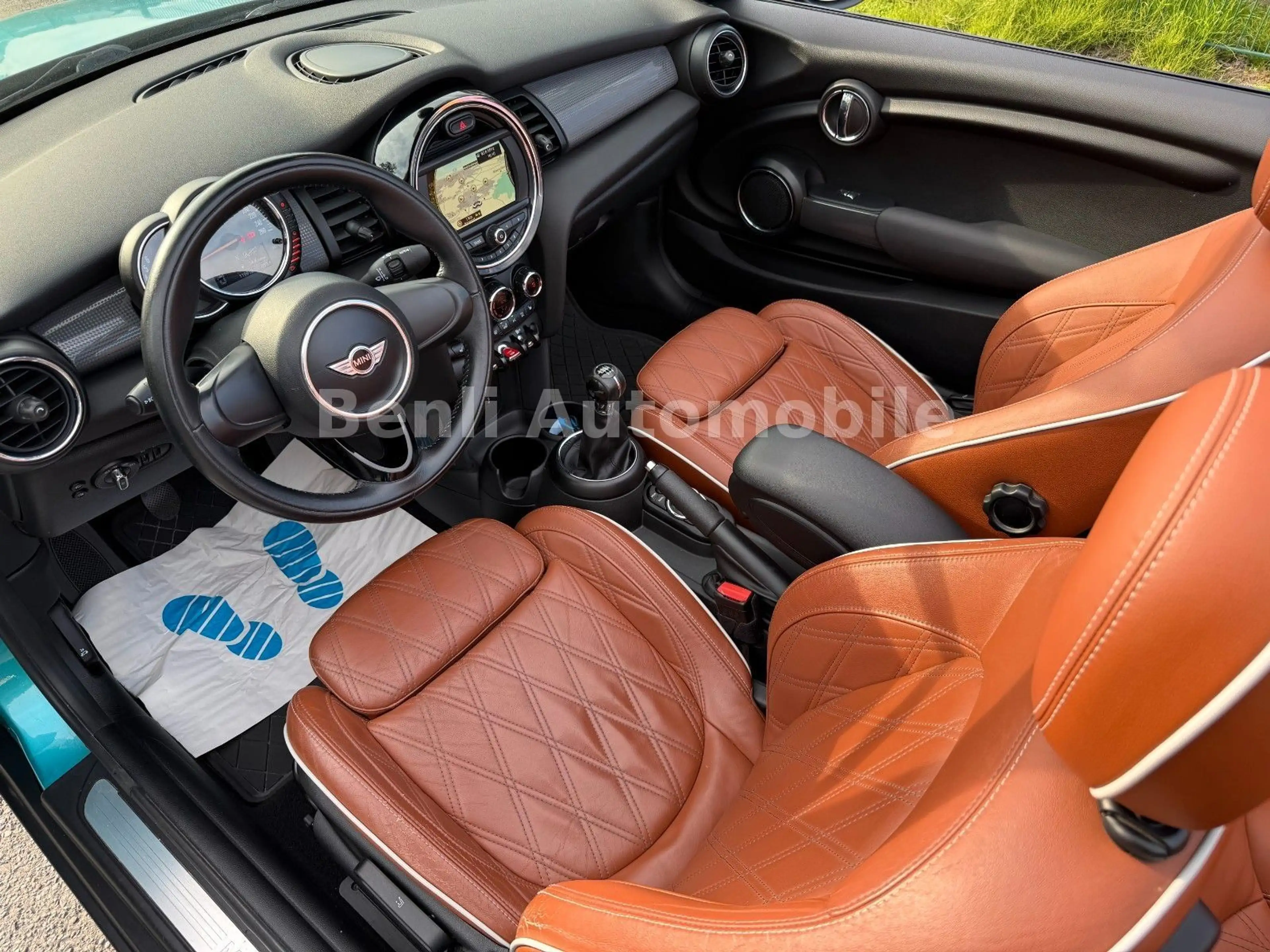 MINI Cooper Cabrio /LEDER/NAVI/LED/SHZ/SCHECKHFT/MULTI — photo 12