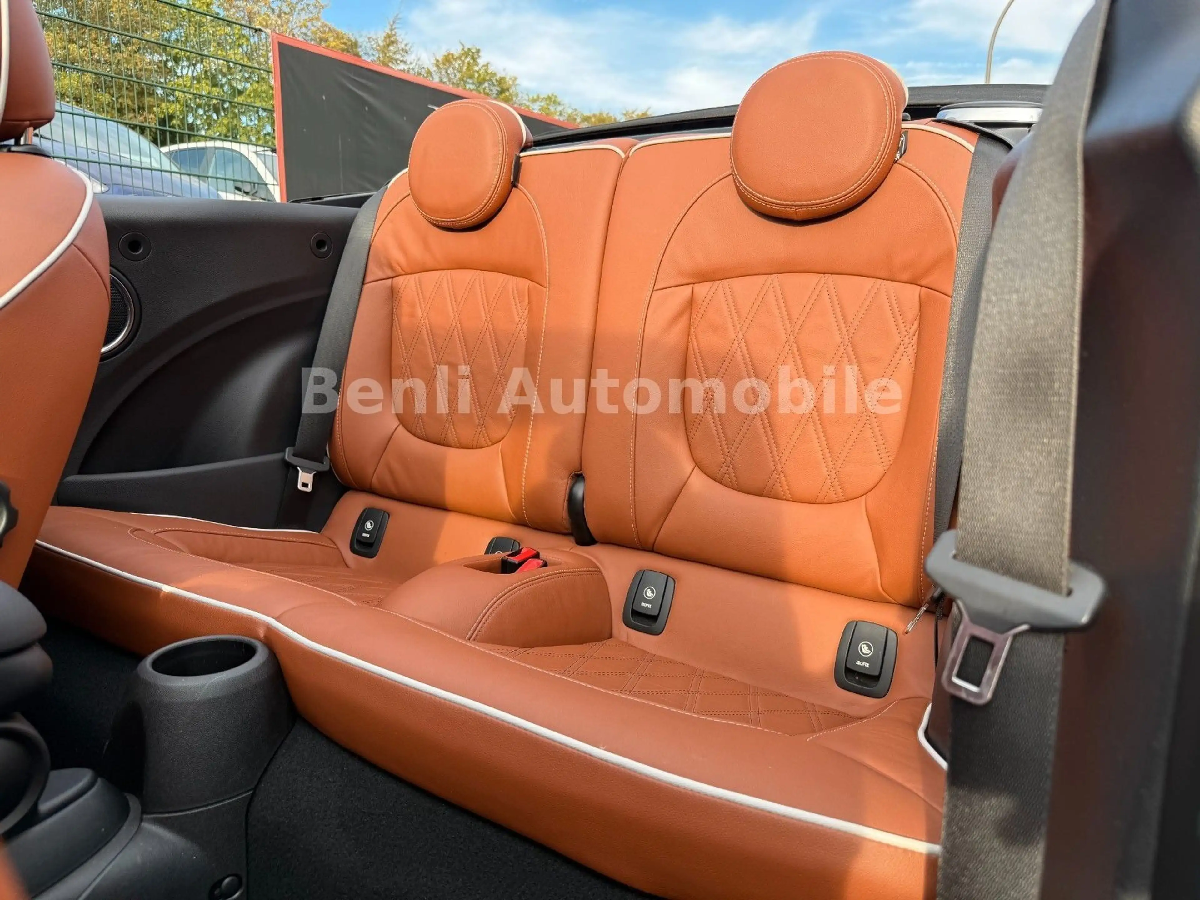 MINI Cooper Cabrio /LEDER/NAVI/LED/SHZ/SCHECKHFT/MULTI — photo 15