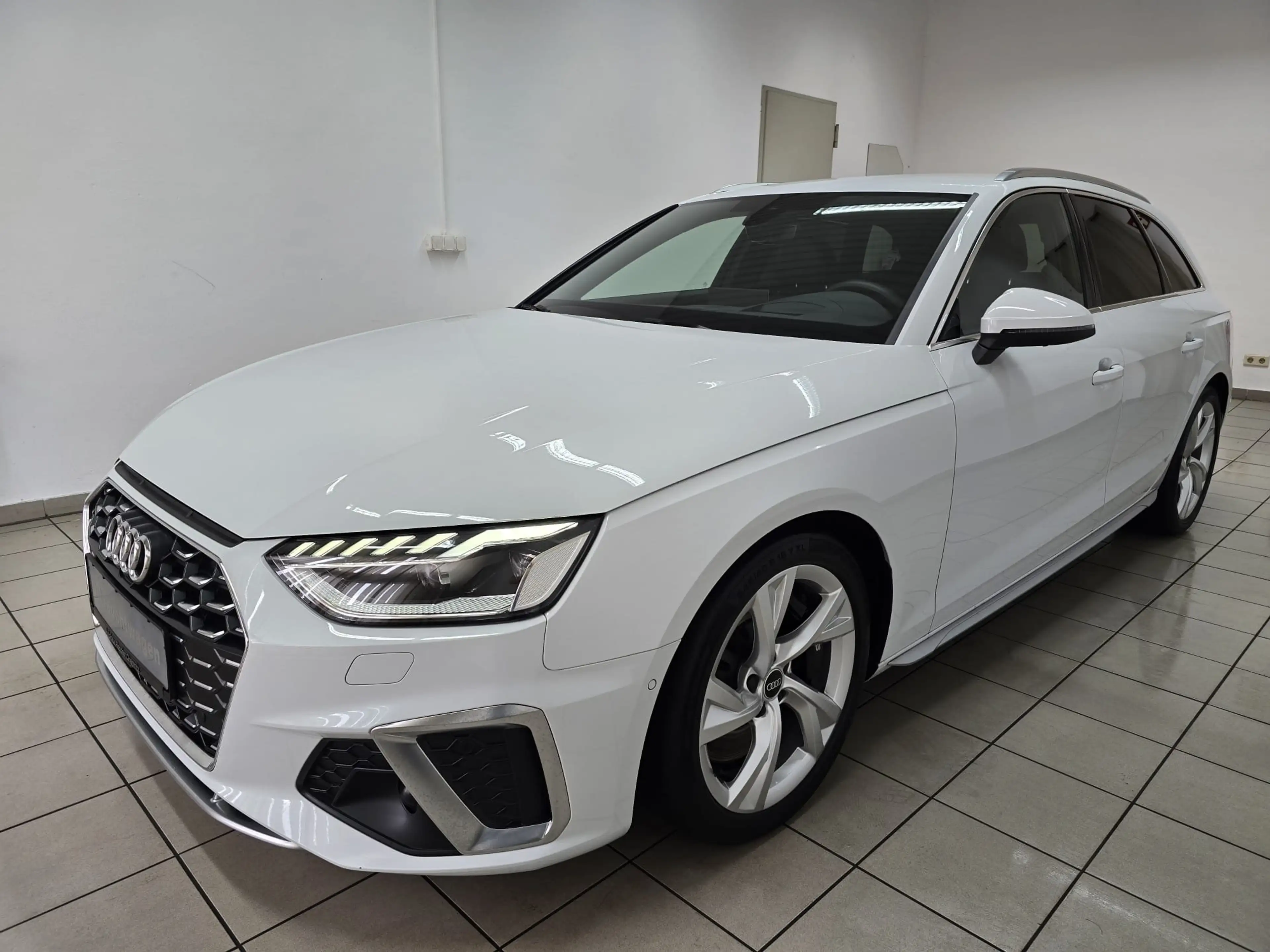 Audi S4 Avant 3.0 TDI qu. Matrix Virtual HUD 360° ACC