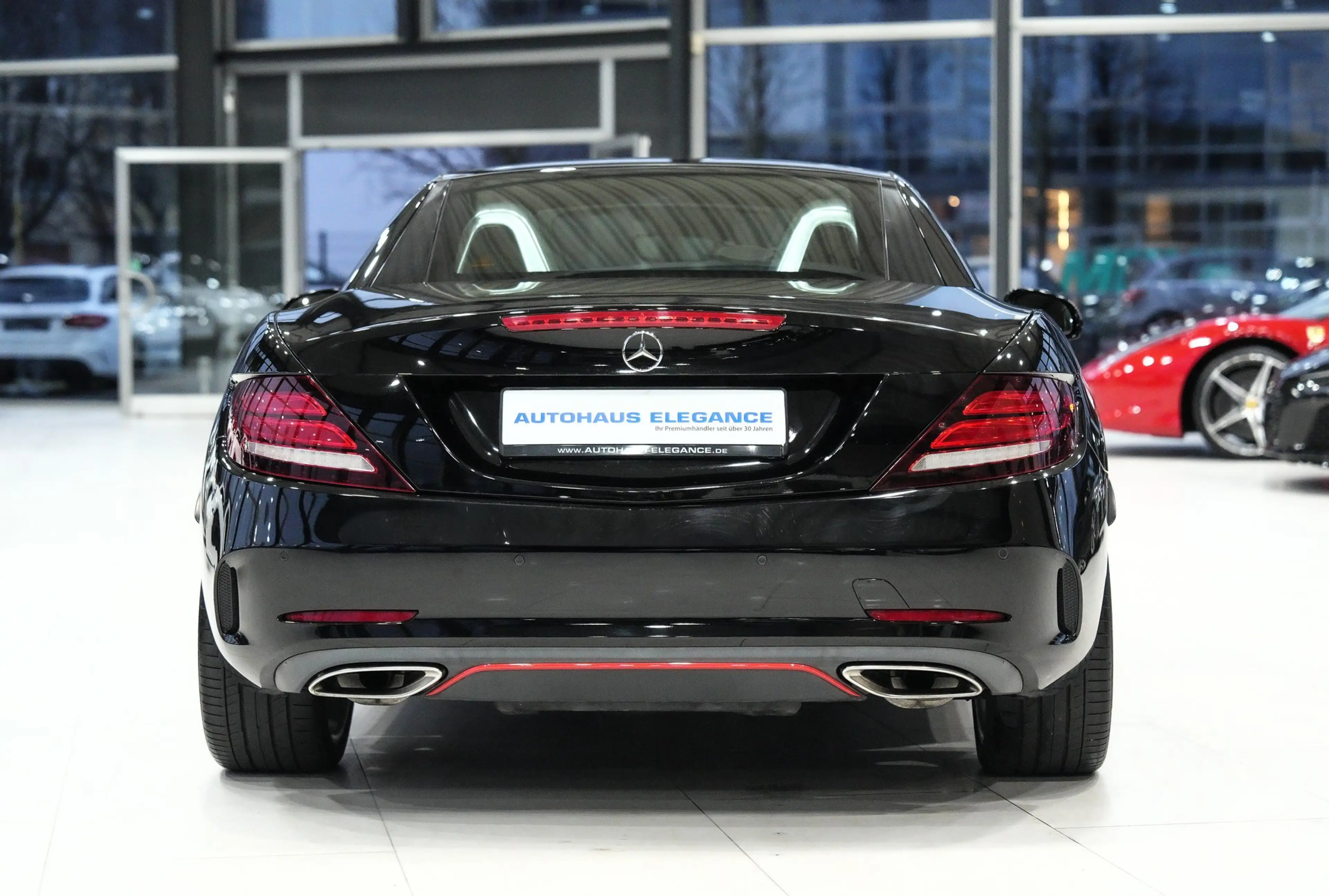 Mercedes-Benz SLC 250 d RedArt Edition*AMG-LINE*SPORTSITZE*LED — photo 8