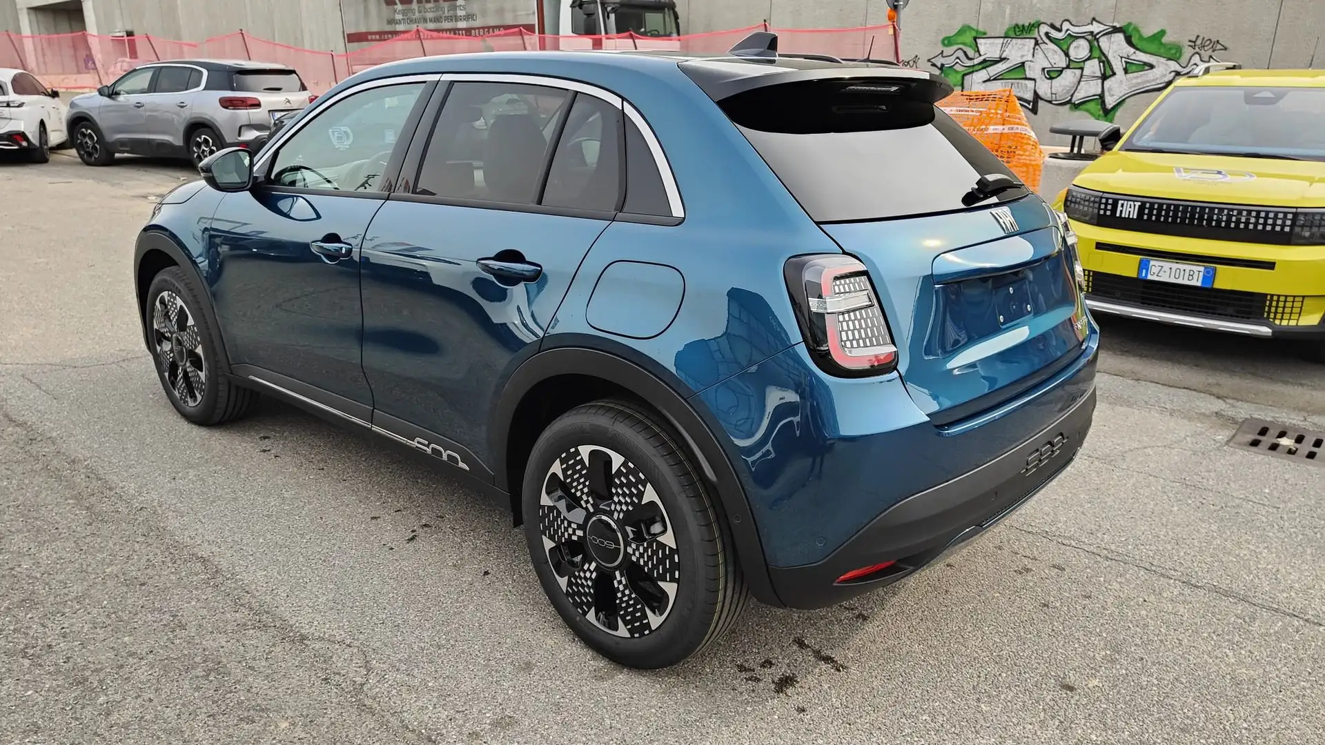 Fiat 600 IV 2023 1.2 hybrid La Prima II 110cv auto Verde - 2