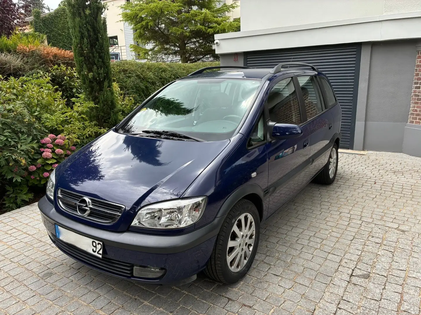 Opel Zafira Zafira 1.6 Comfort Bleu - 1