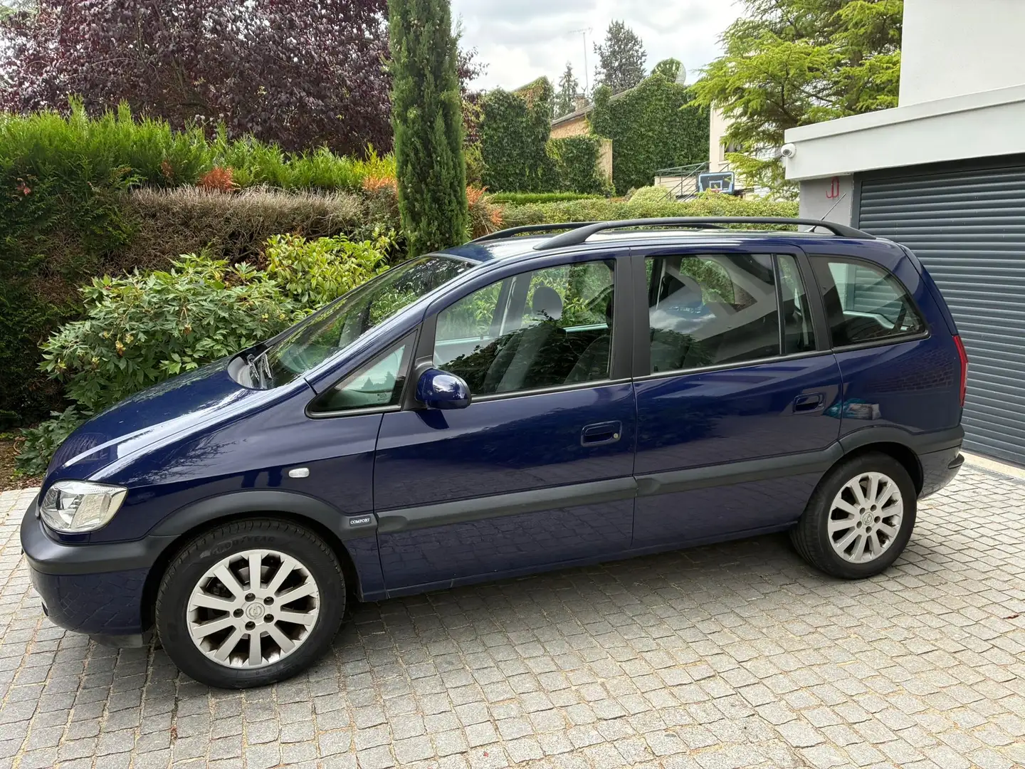 Opel Zafira Zafira 1.6 Comfort Bleu - 2