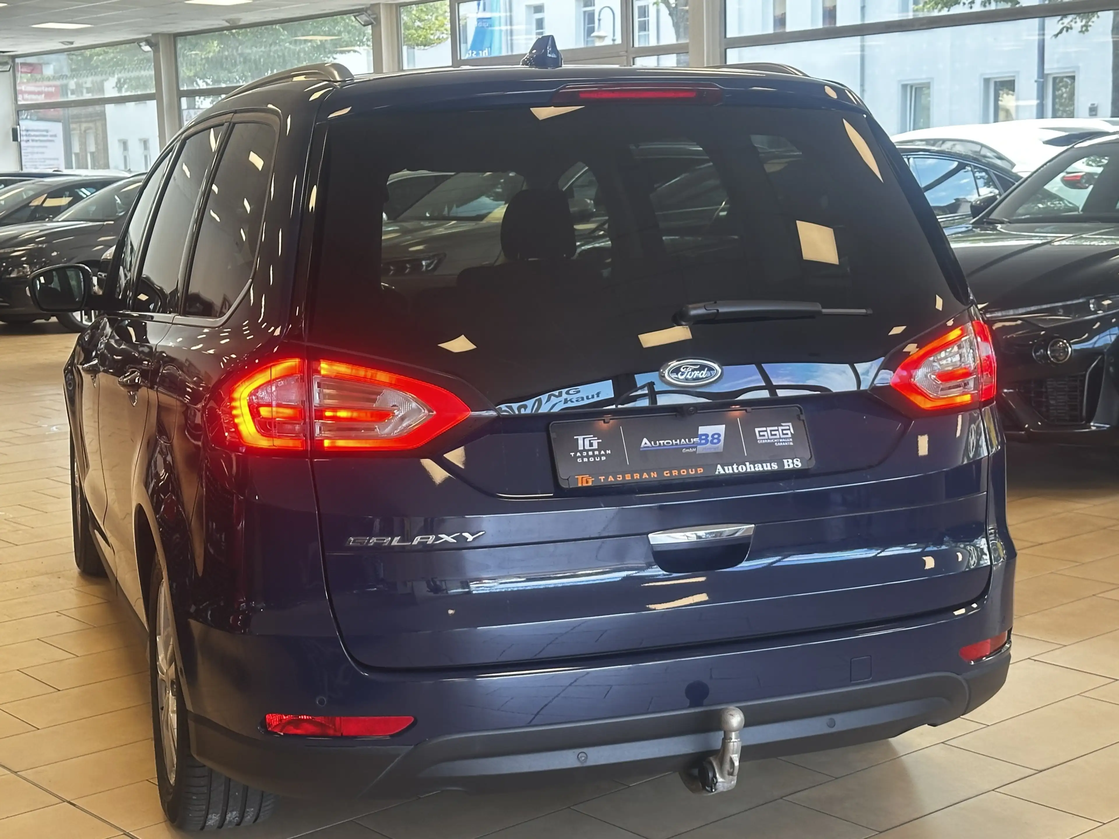 Ford Galaxy Titanium*7Sitz*ACC*AHK*CAM*1.hand*SHZ*LED — photo 6