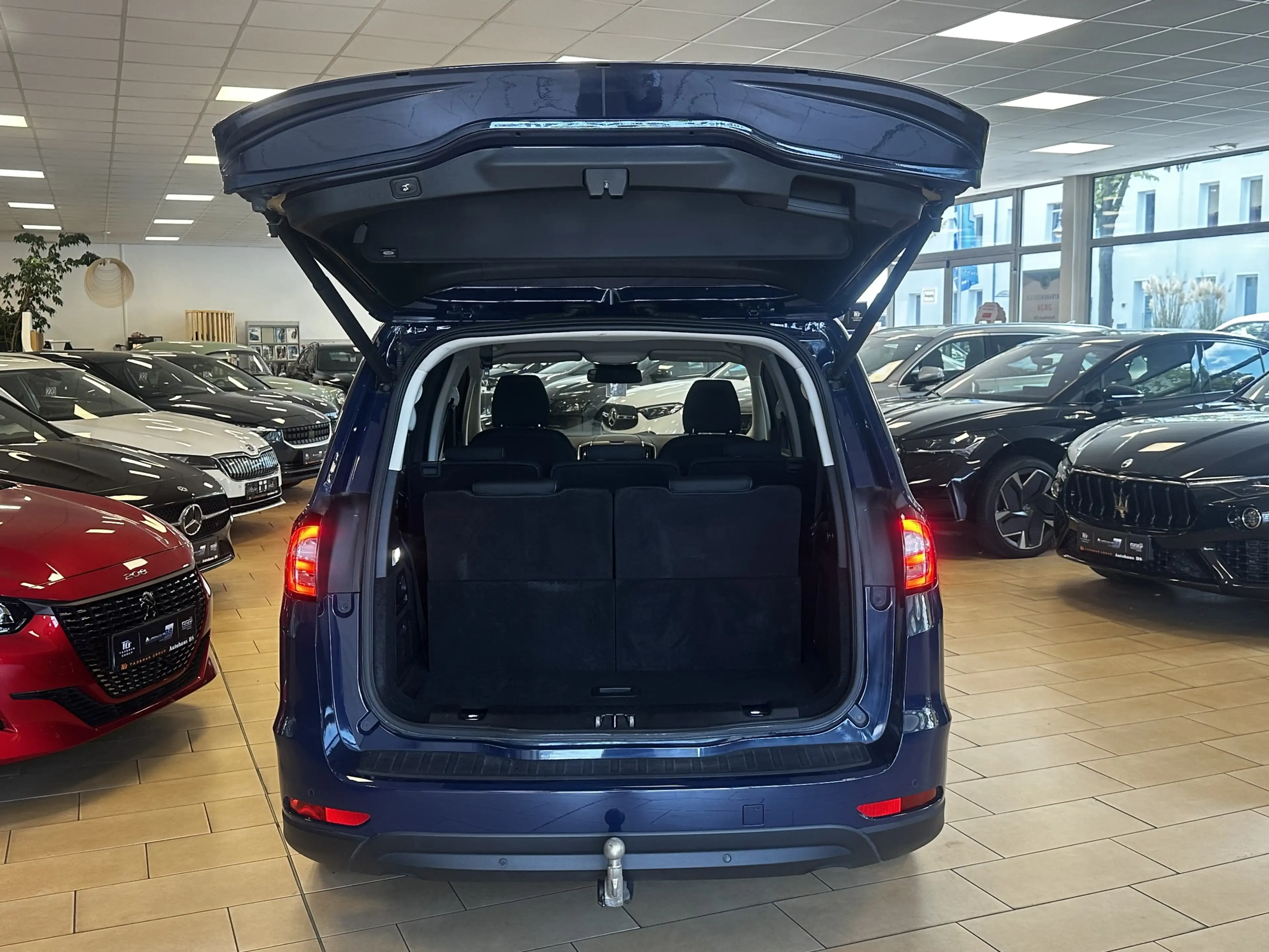 Ford Galaxy Titanium*7Sitz*ACC*AHK*CAM*1.hand*SHZ*LED — photo 7