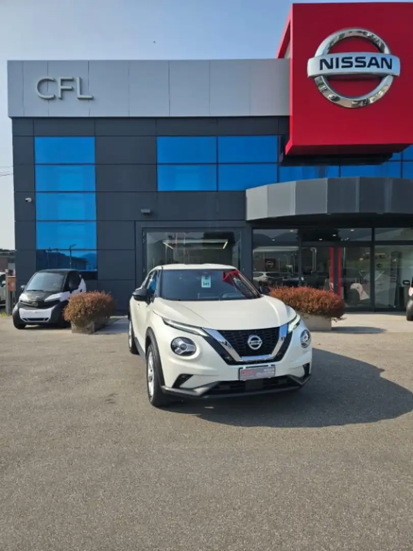 Nissan Juke 1.0 DIG-T 114 CV DCT N-Connecta Bianco - 1