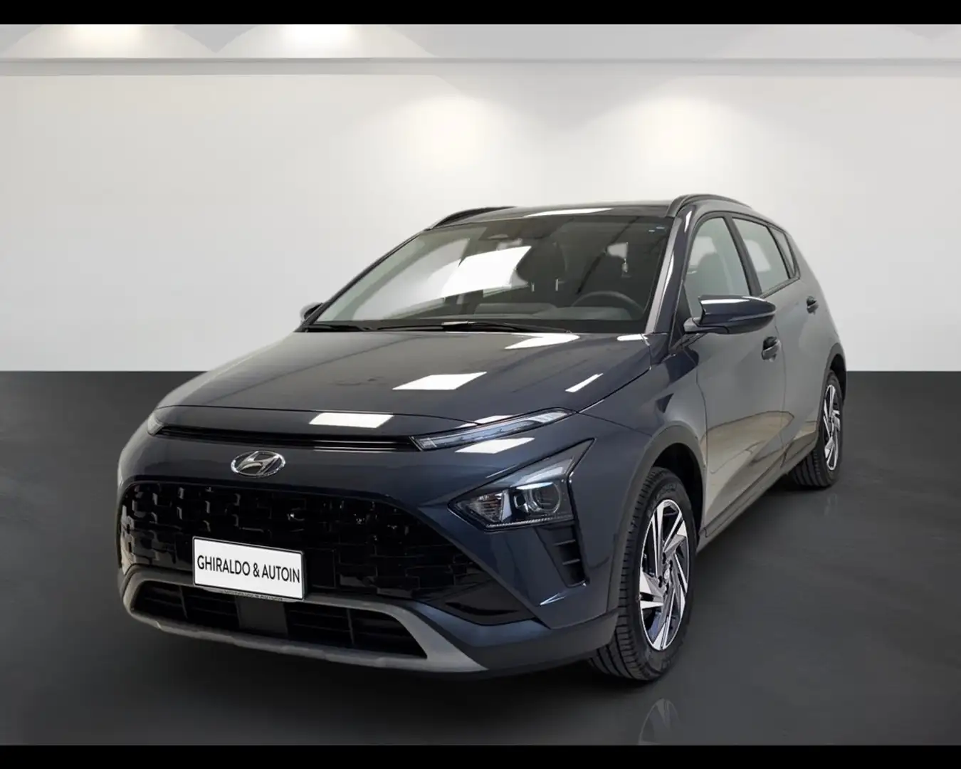 Hyundai BAYON 1.2 mpi Xline Gris - 2