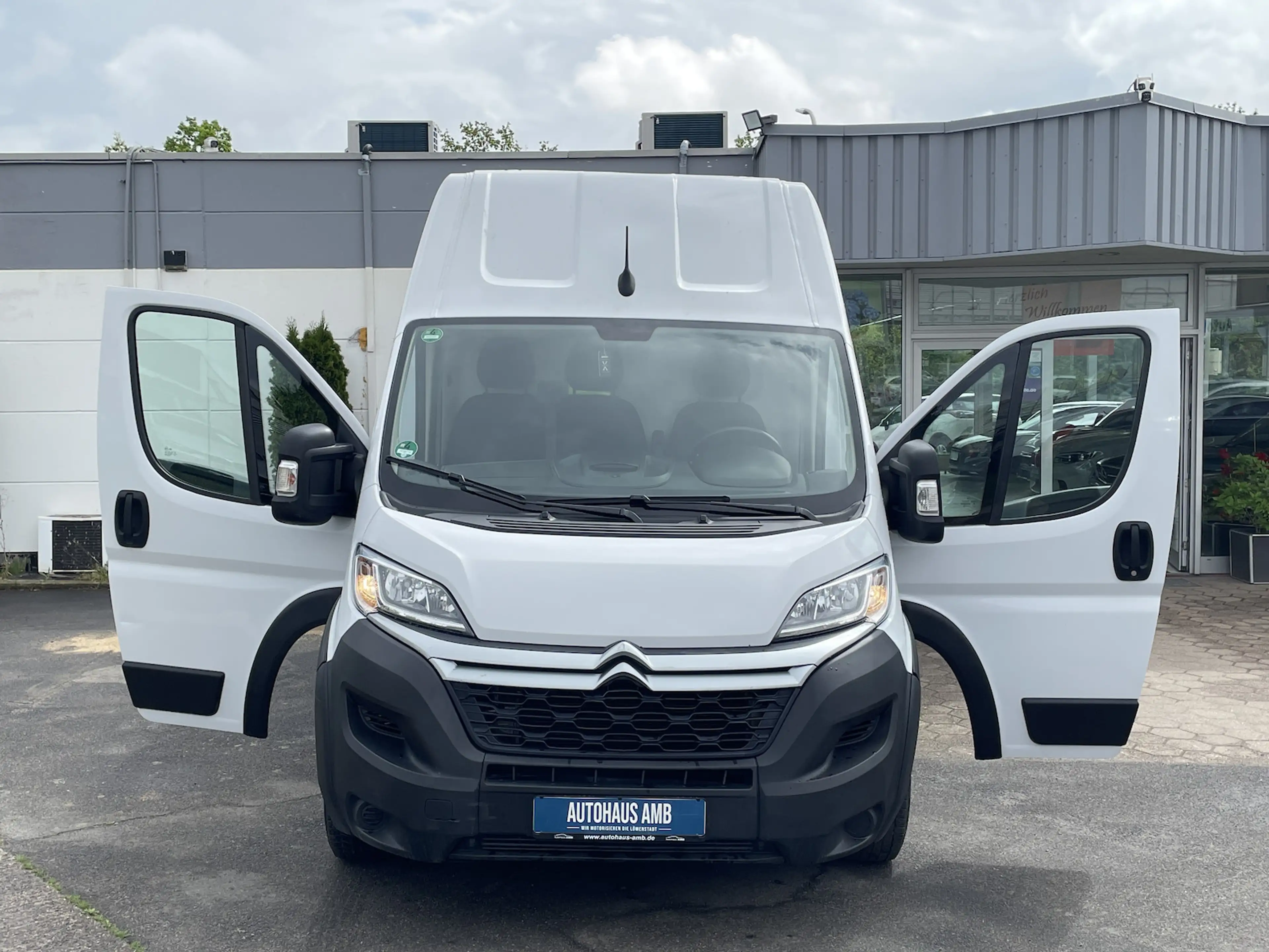 Citroen Jumper 35 L4H3 Club Heavy BlueHDi 140 GRA Kamera — photo 8