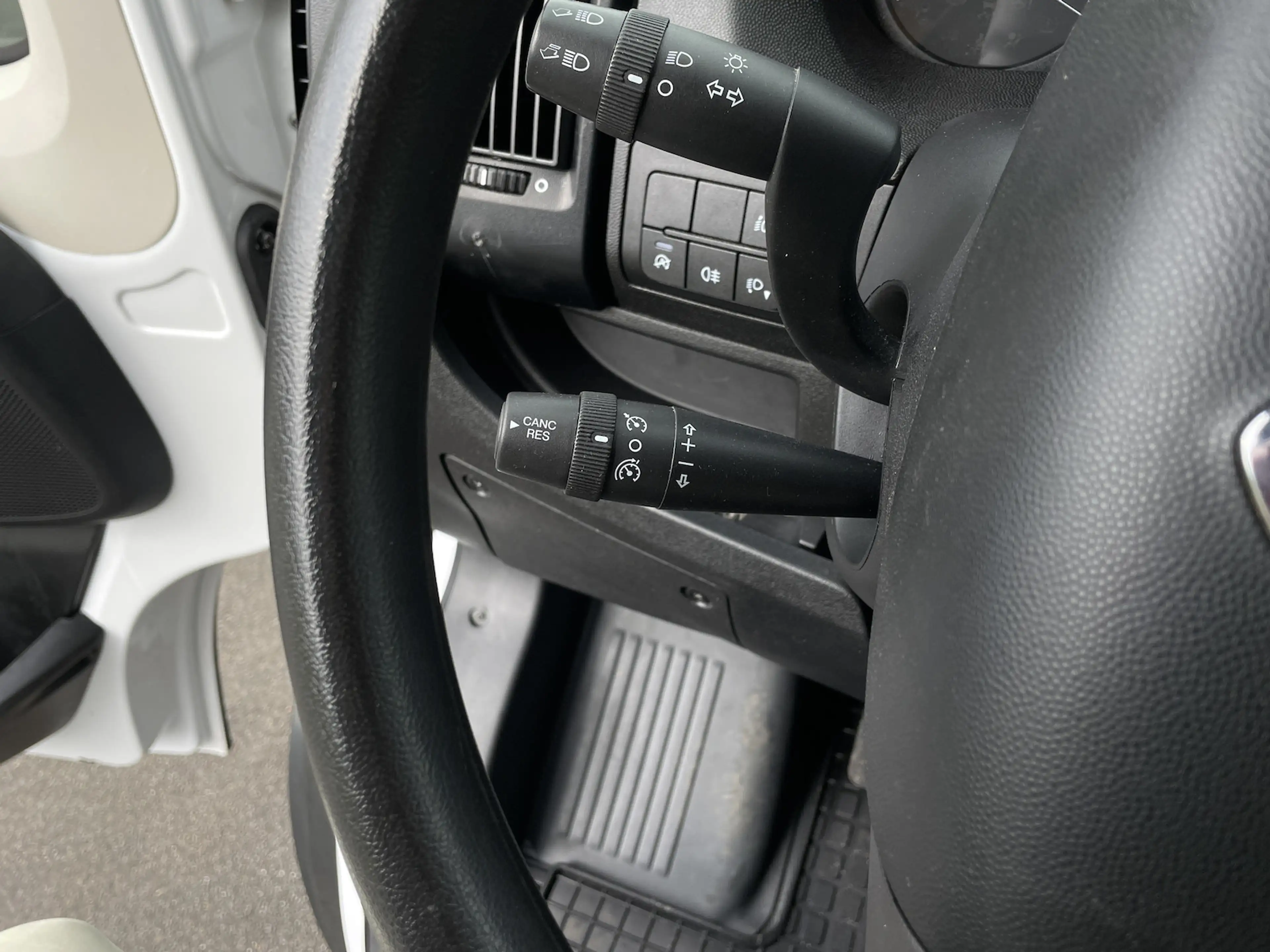 Citroen Jumper 35 L4H3 Club Heavy BlueHDi 140 GRA Kamera — photo 15