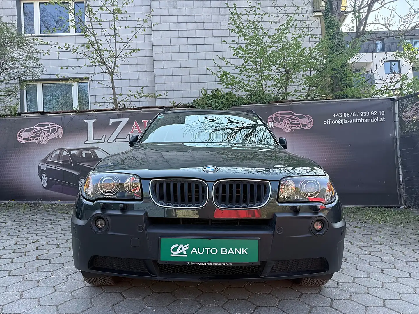 BMW X3 3,0d Grün - 2