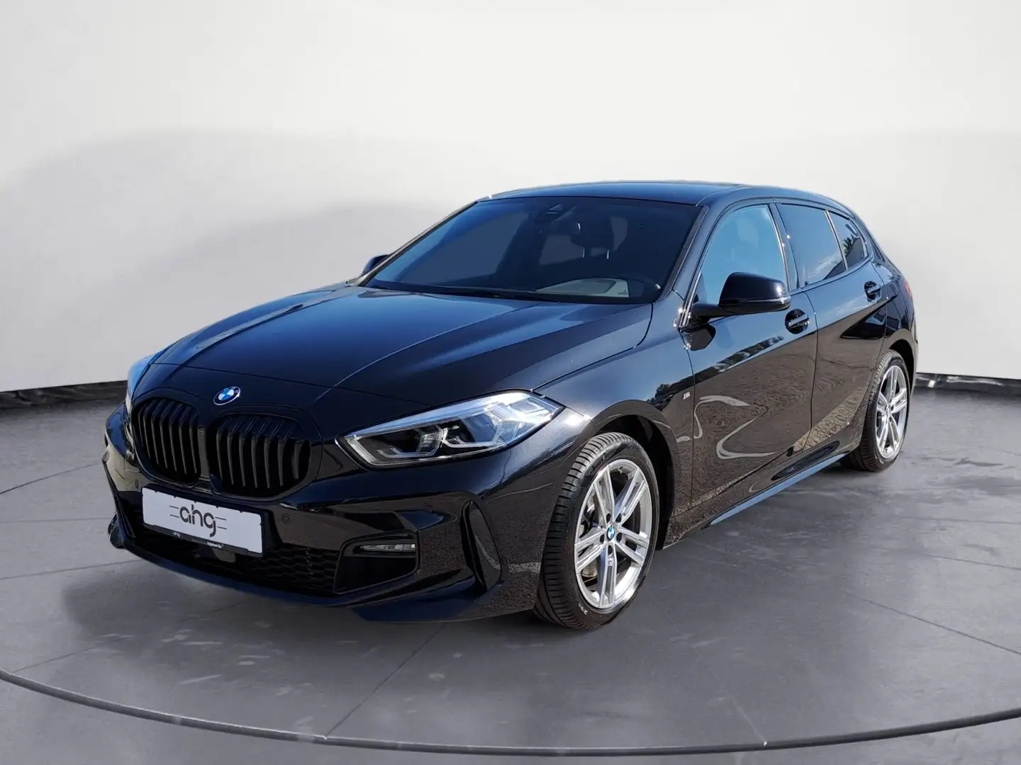 BMW 118 i M Sport Auto. LED | HIFI | GARANTIE Zwart - 2