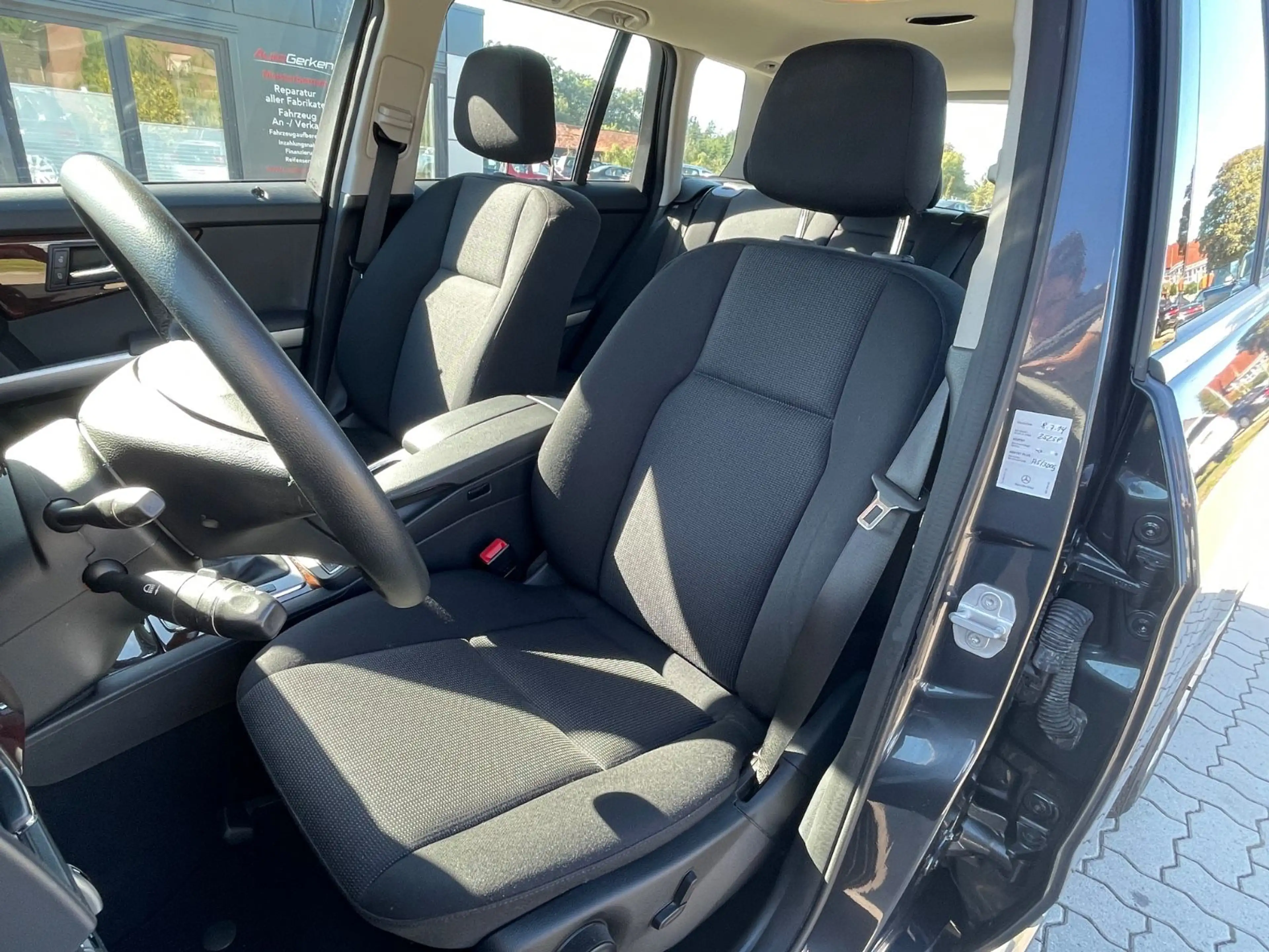 Mercedes-Benz GLK 300 4Matic Sport-Paket Exterieur 2HD 72.421 — photo 12