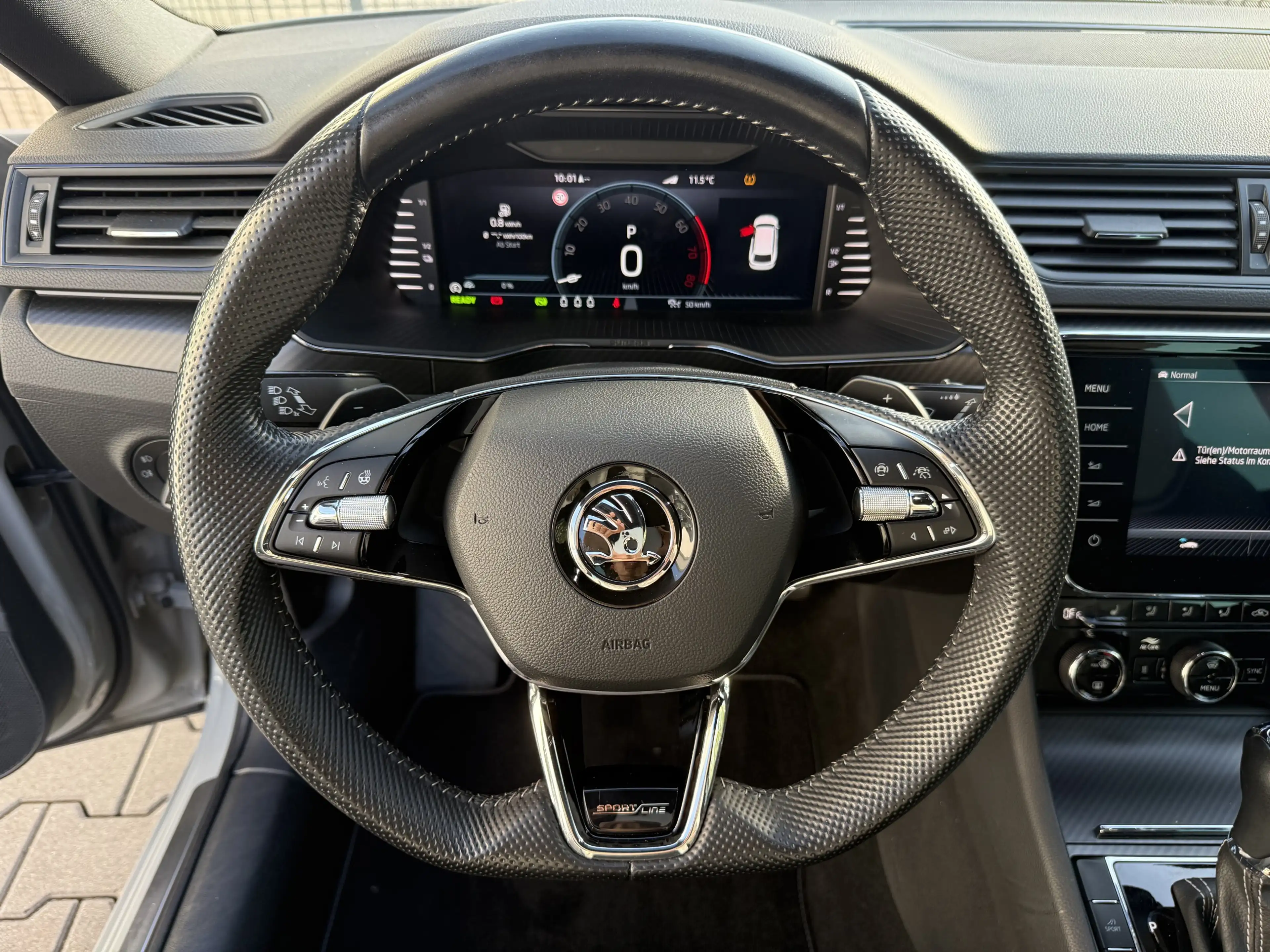 Skoda Superb Sportline iV ACC+360°+MEMO+MATRIX+DCC+AHK — photo 13