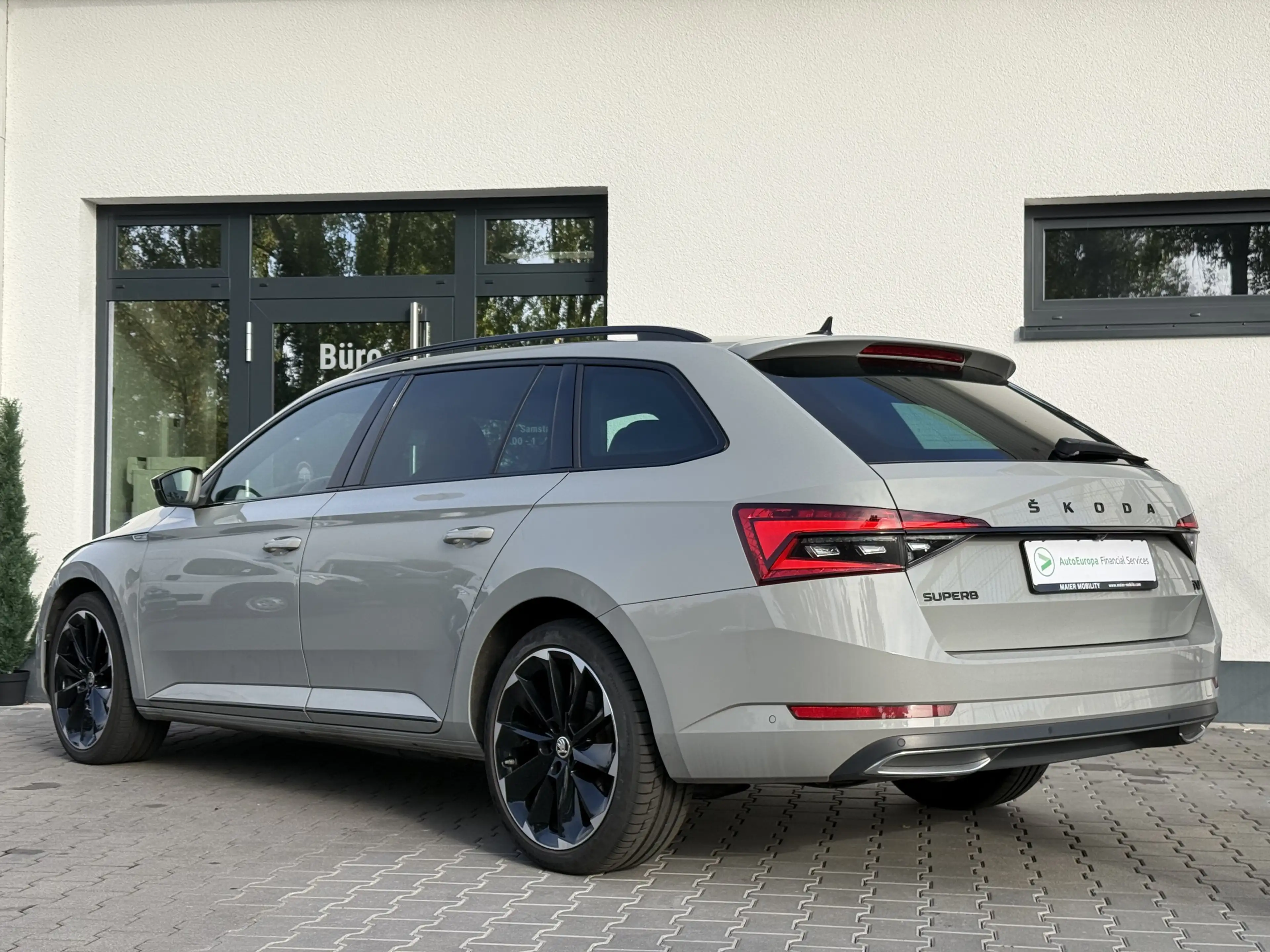 Skoda Superb Sportline iV ACC+360°+MEMO+MATRIX+DCC+AHK — photo 7
