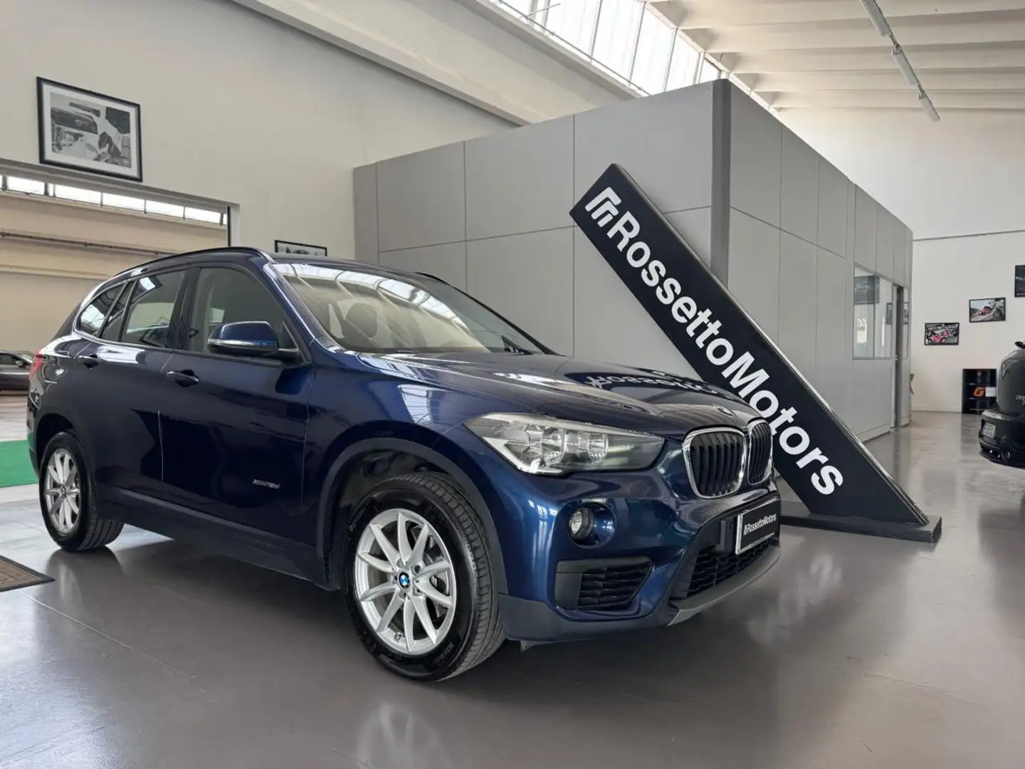 BMW X1 xDrive18d Blu/Azzurro - 1