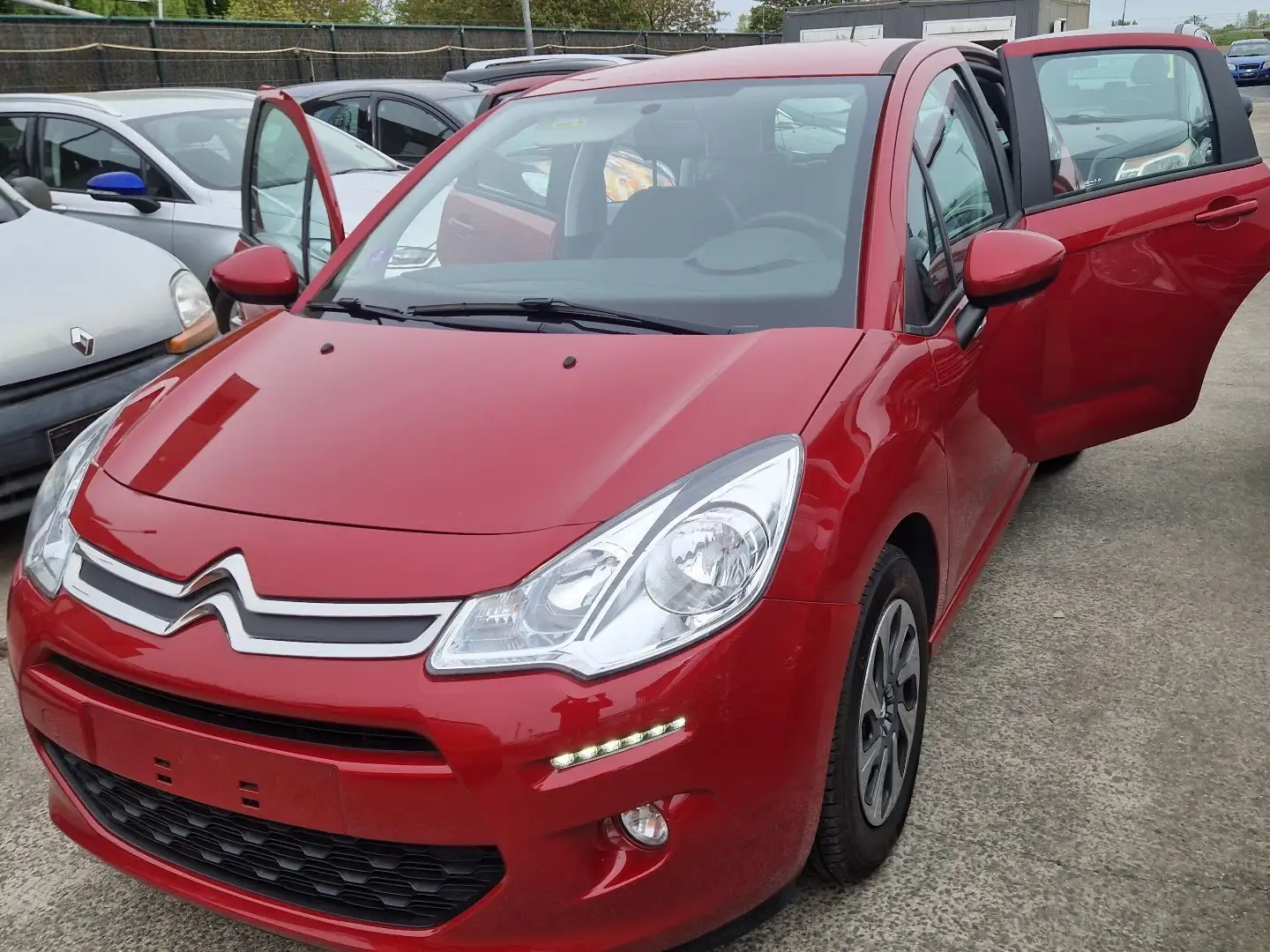 Citroen C3 1.2i PureTech Feel - 2