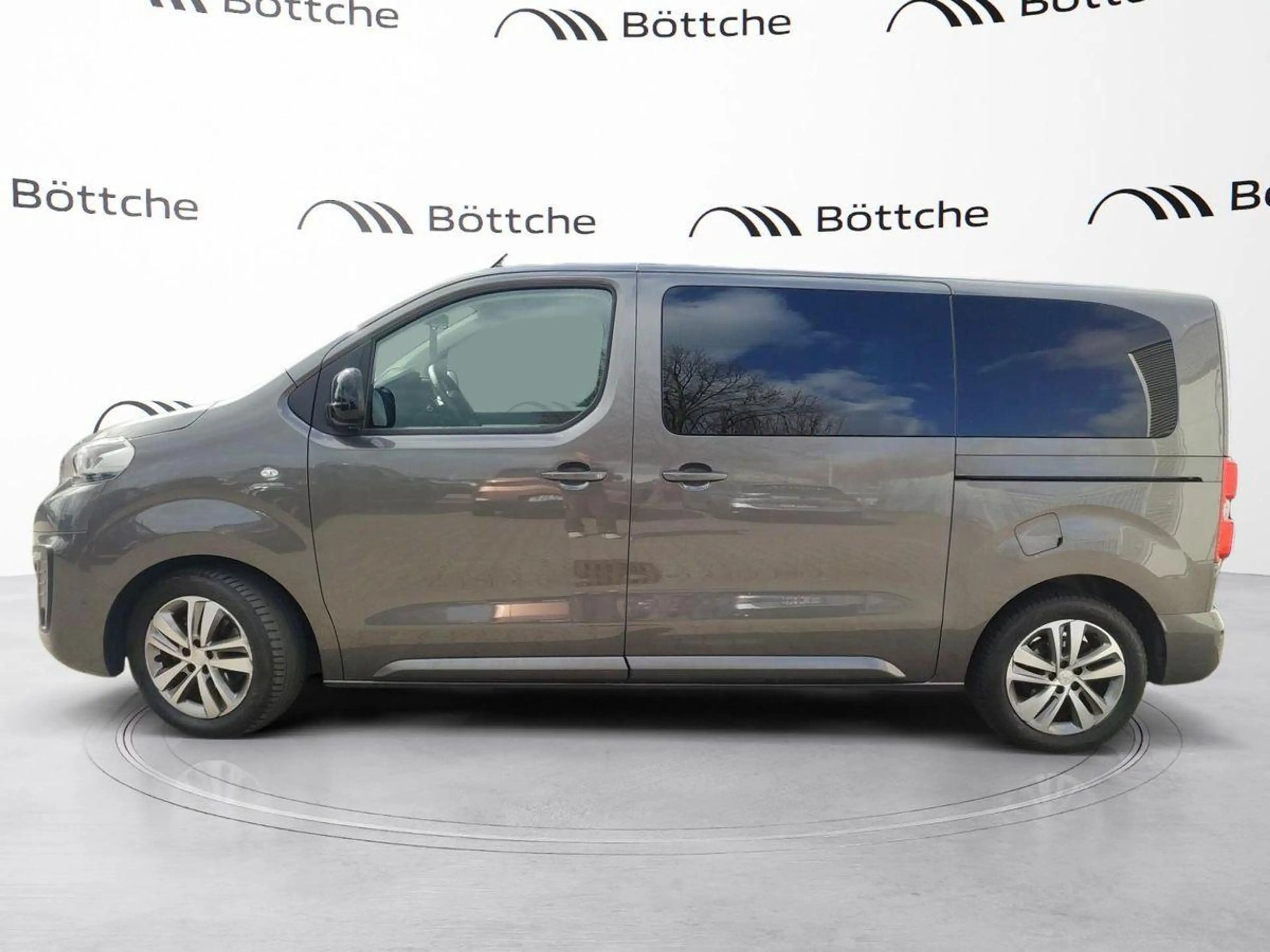 Peugeot Traveller Active L2 *NAVI*KAMERA*SITZHEIZUNG*LED* — photo 4
