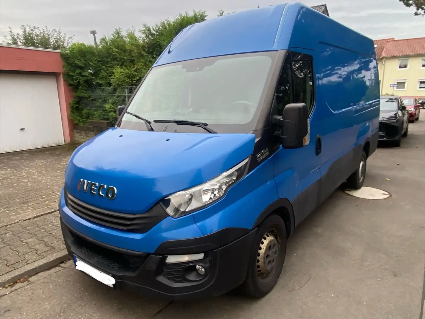 Iveco Daily Kasten HKa 35 S ... V Radstand 3520 Blue - 1
