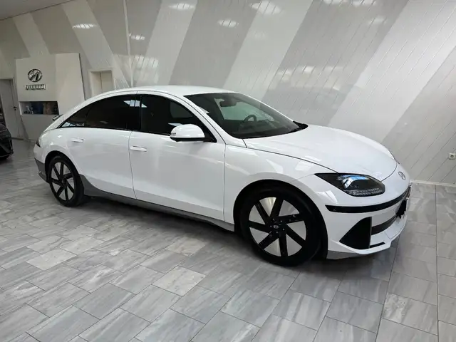 Hyundai IONIQ 6 Techniq Park-Paket 100% SOH