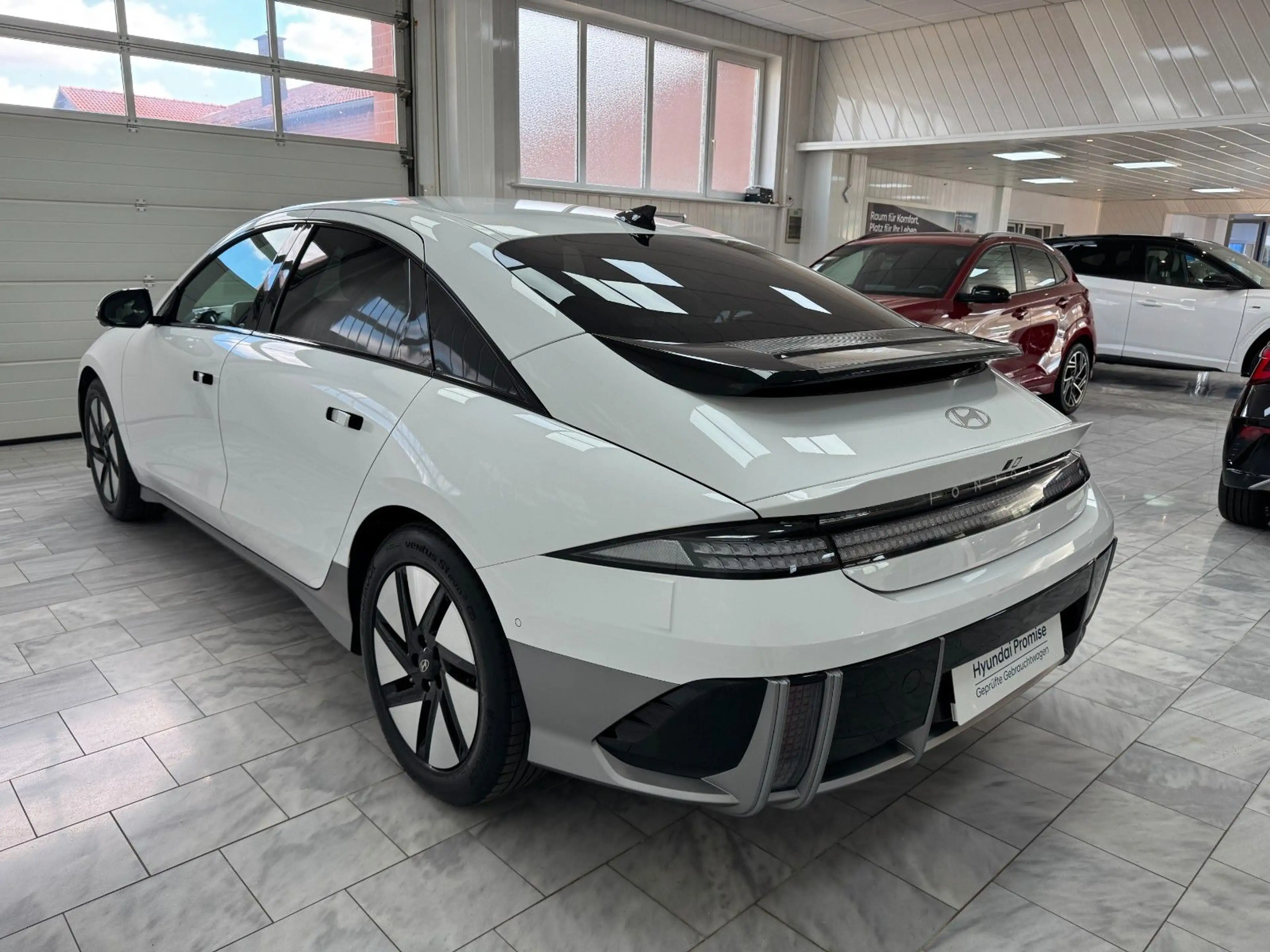Hyundai IONIQ 6 Techniq Park-Paket 100% SOH — photo 6