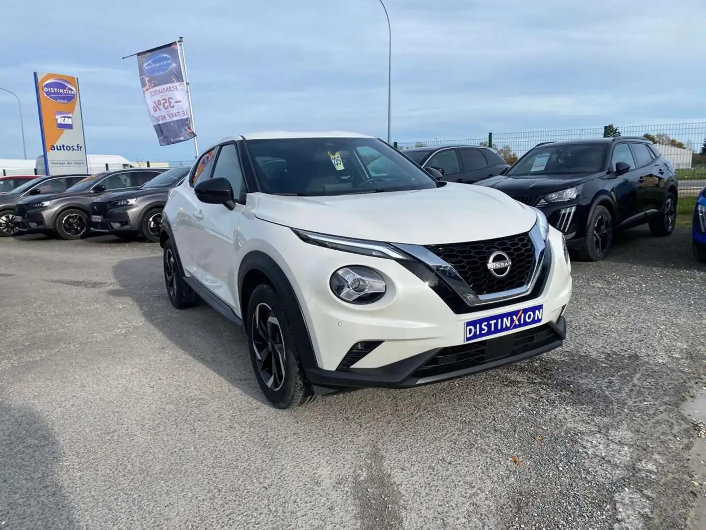 Nissan Juke 1.0 DIG-T - 114 - STOP/START N-CONNECTA + CAMERA + CARPLAY Weiß - 2