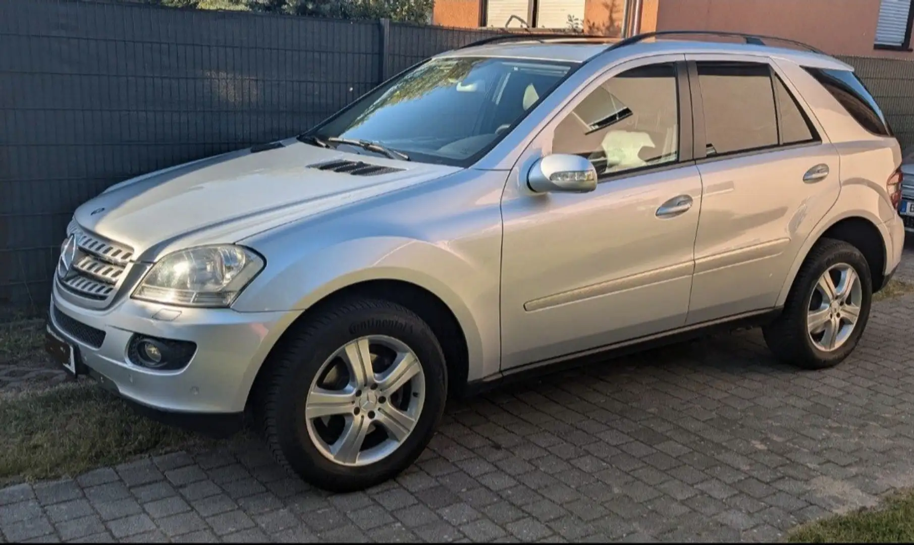 Mercedes-Benz ML 280 CDI 4Matic 7G-TRONIC Argent - 1